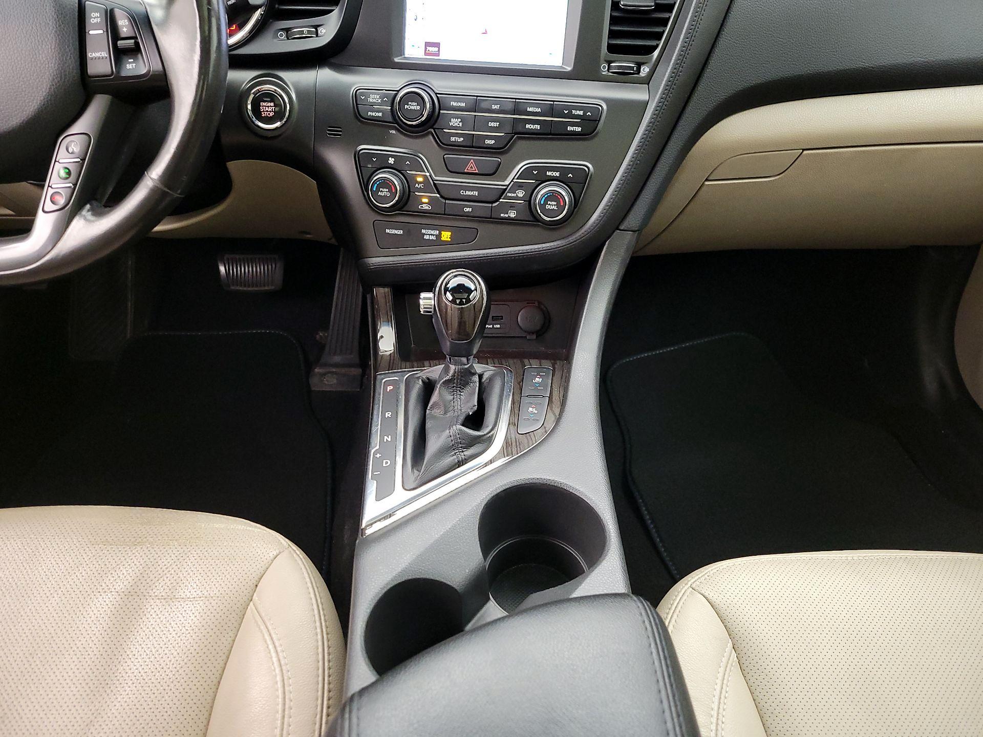 Thumbnail: 2013 Kia Optima - 18