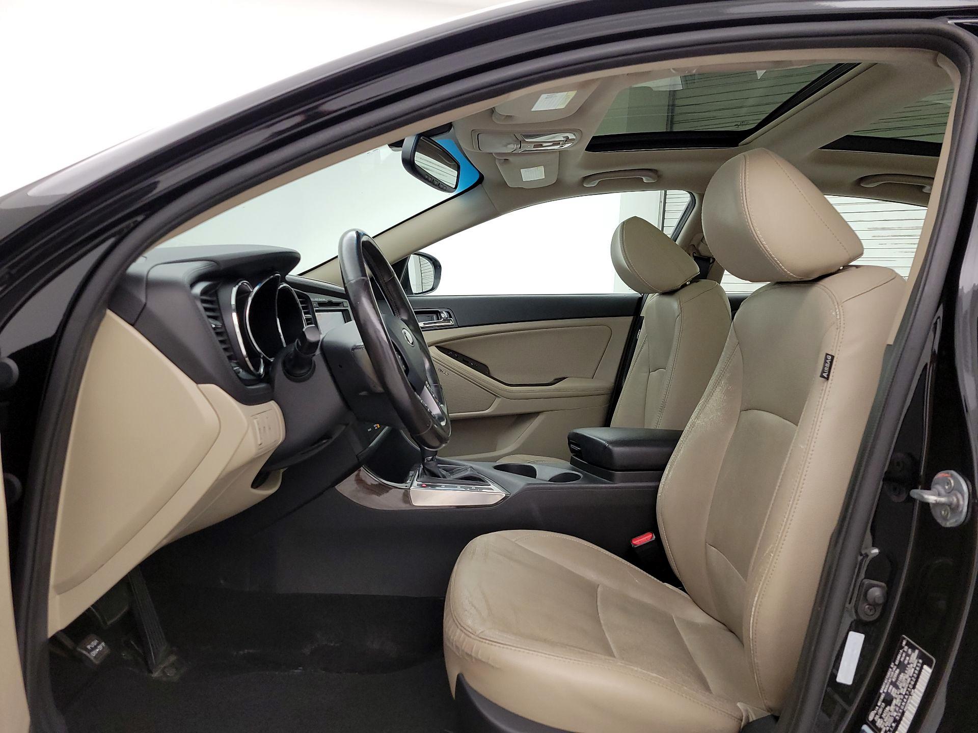 Thumbnail: 2013 Kia Optima - 20