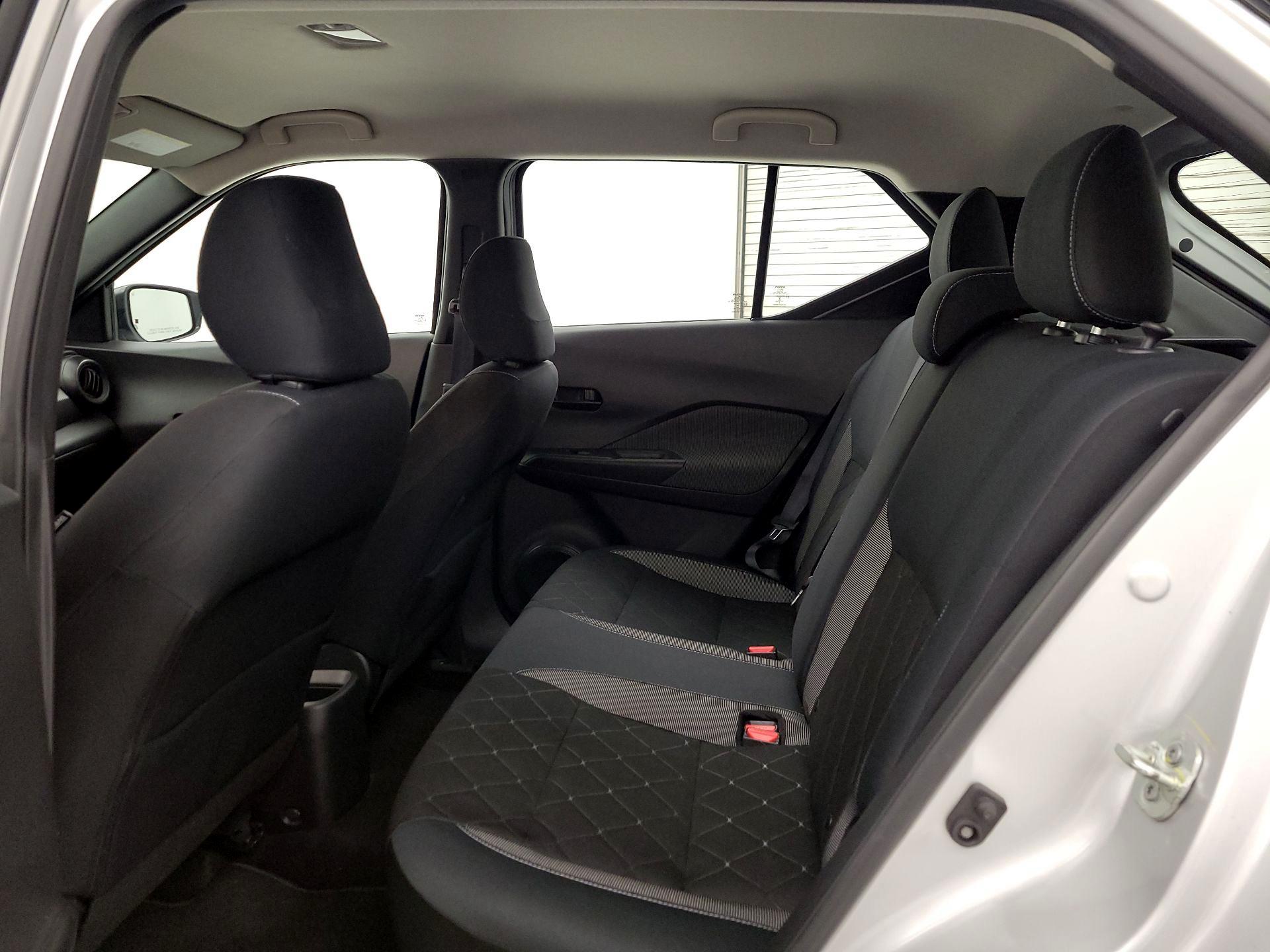 Thumbnail: 2019 Nissan Kicks - 19