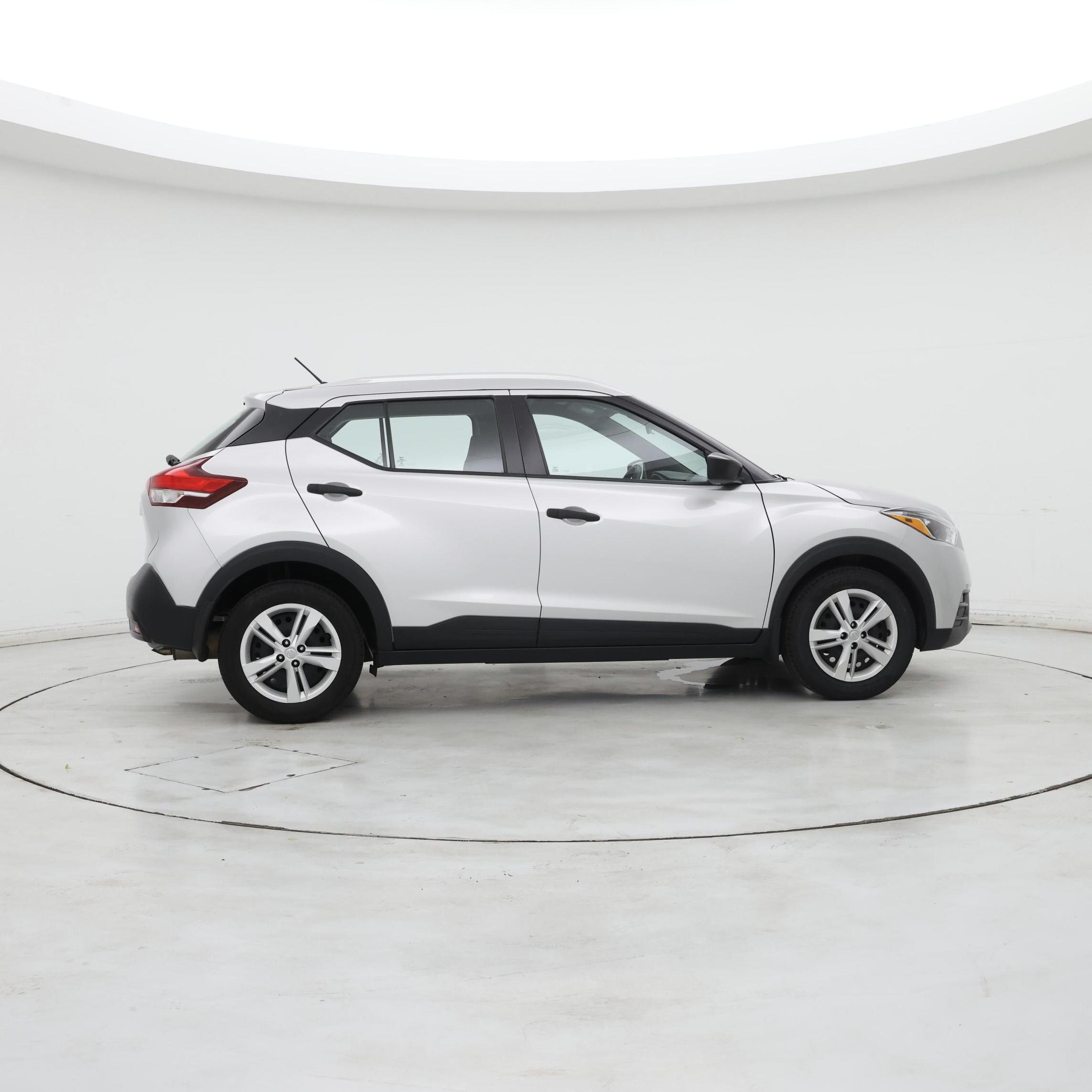 Thumbnail: 2019 Nissan Kicks - 7