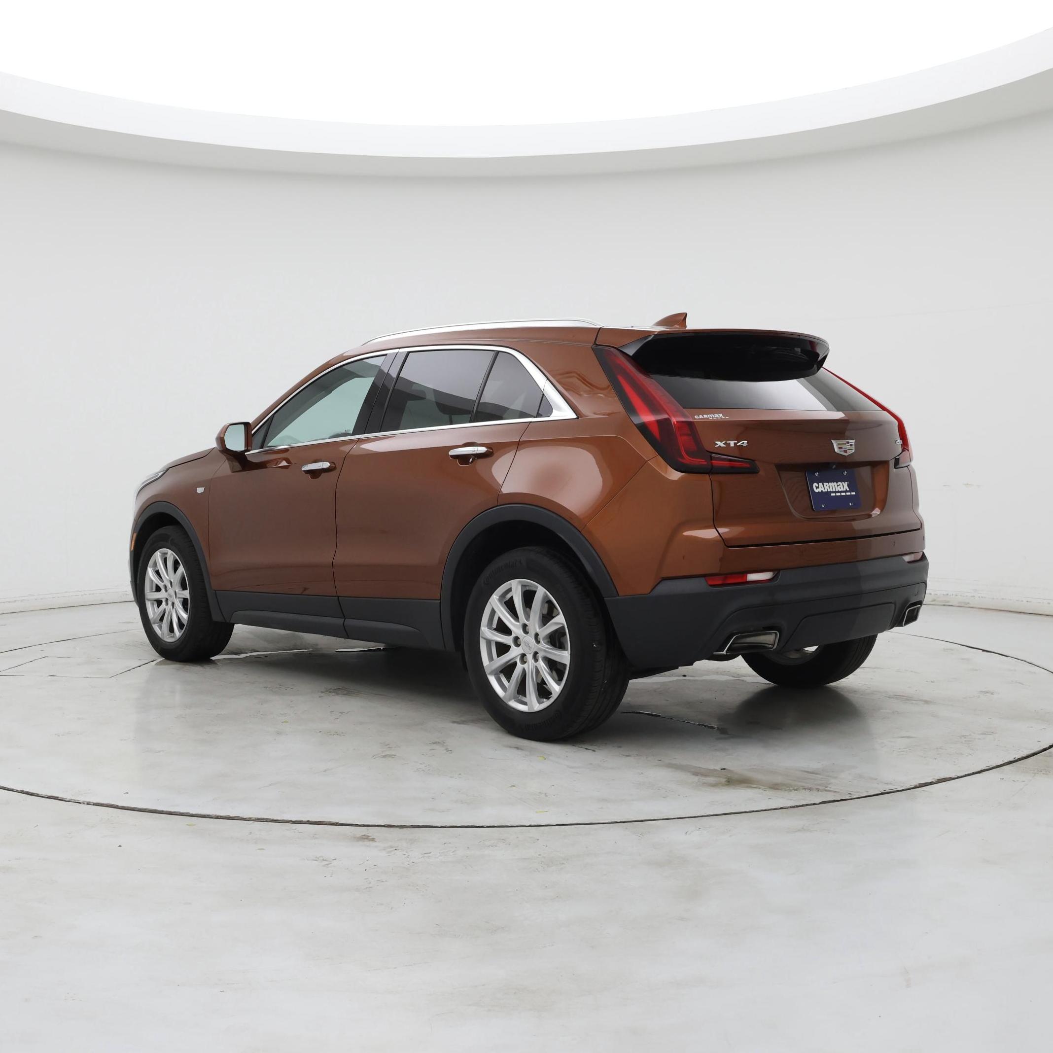 Thumbnail: 2019 Cadillac XT4 - 2