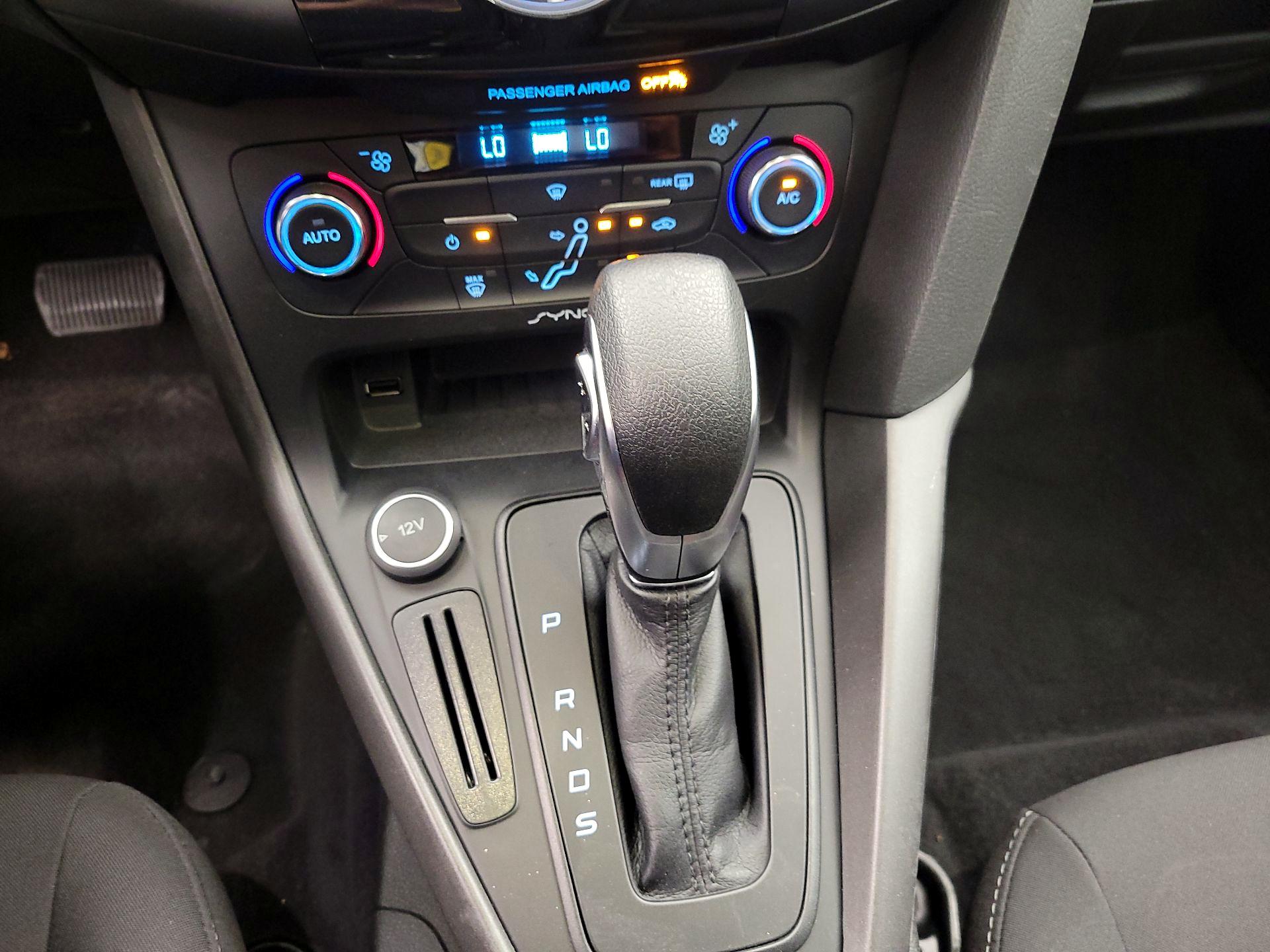 Thumbnail: 2017 Ford Focus - 17