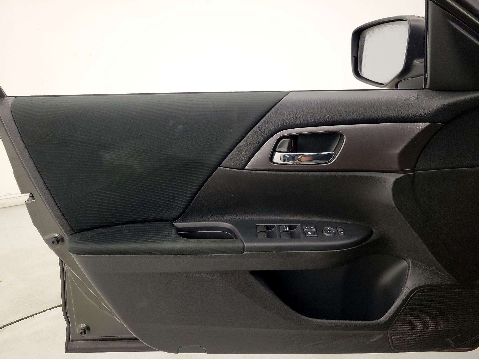 Thumbnail: 2014 Honda Accord - 12
