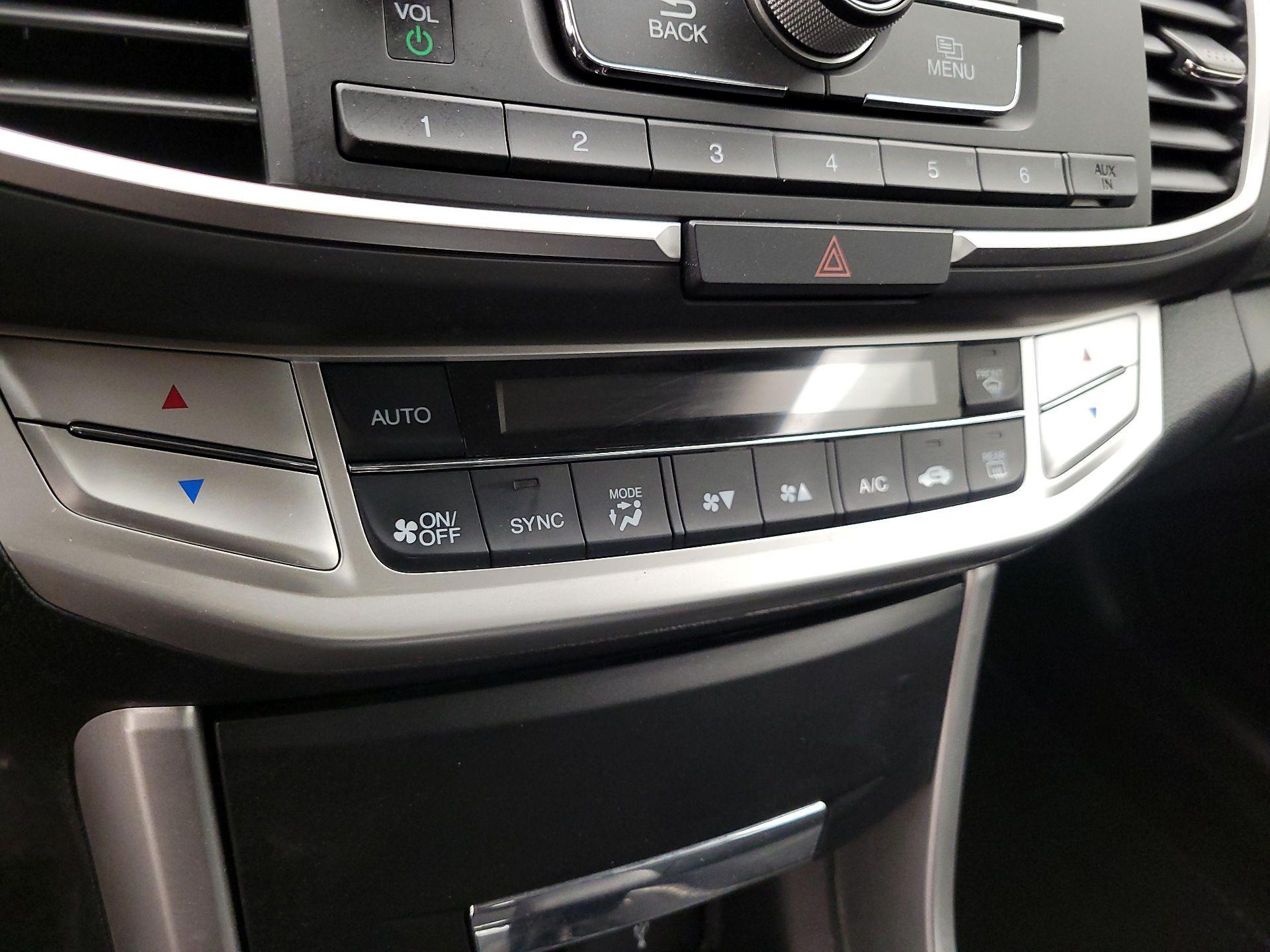 Thumbnail: 2014 Honda Accord - 16