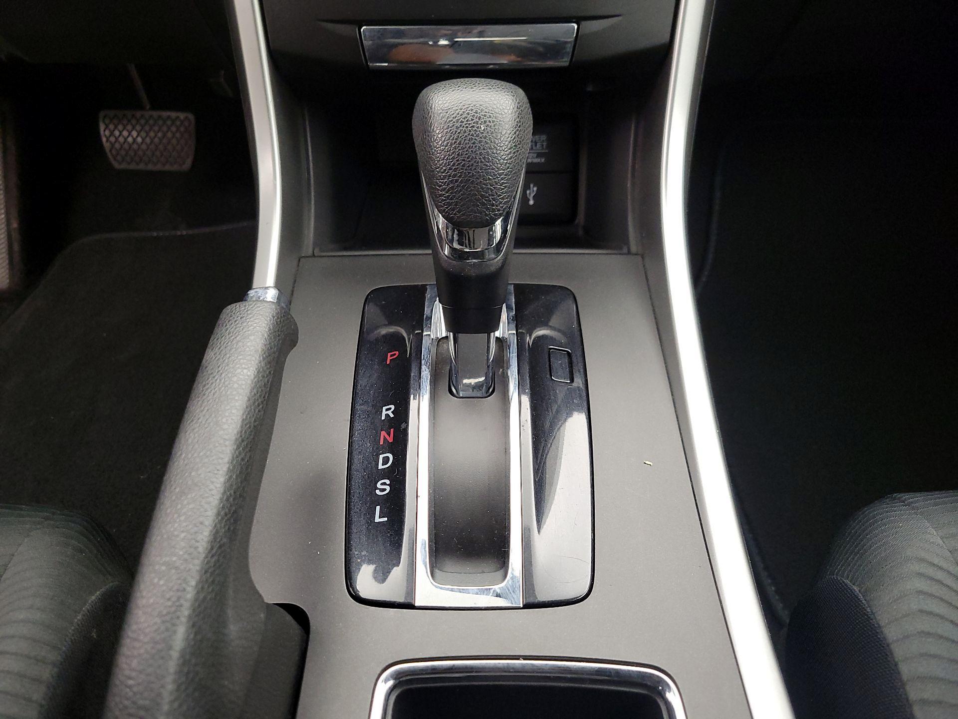 Thumbnail: 2014 Honda Accord - 17