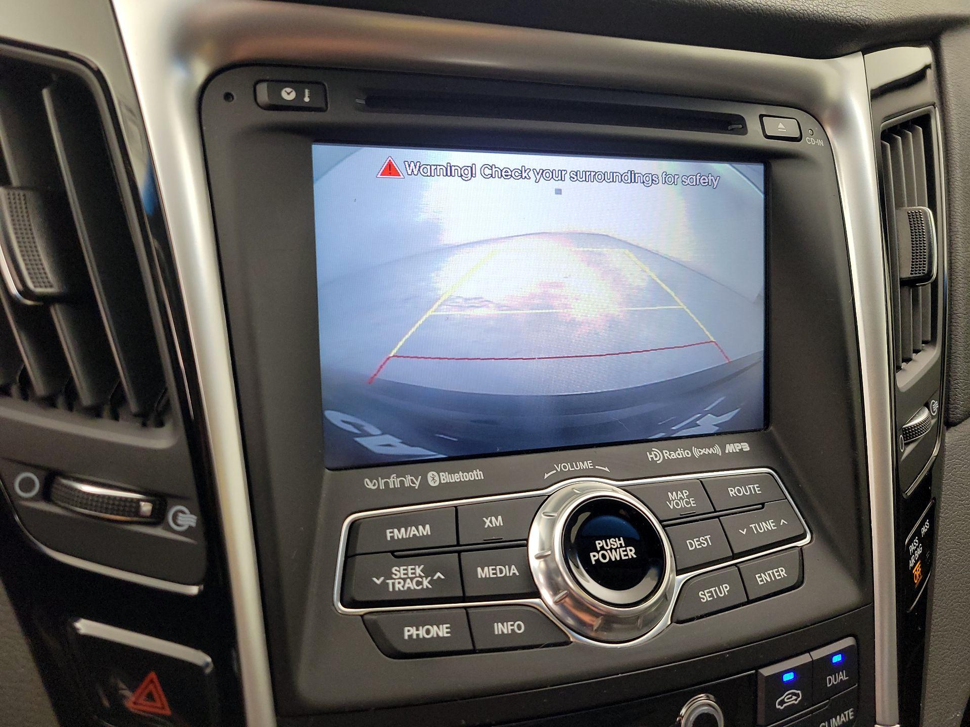 Thumbnail: 2013 Hyundai Sonata - 15