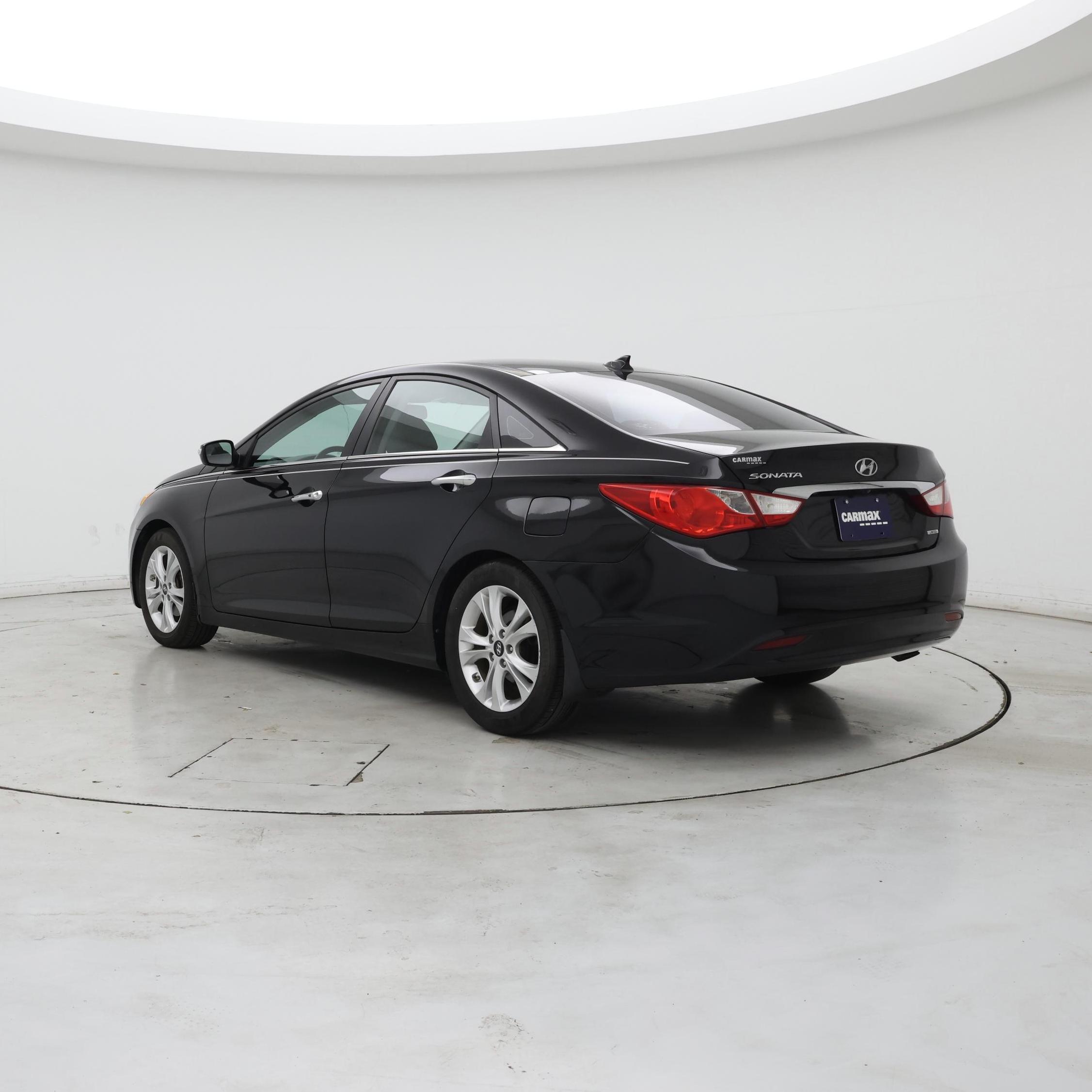 Thumbnail: 2013 Hyundai Sonata - 2