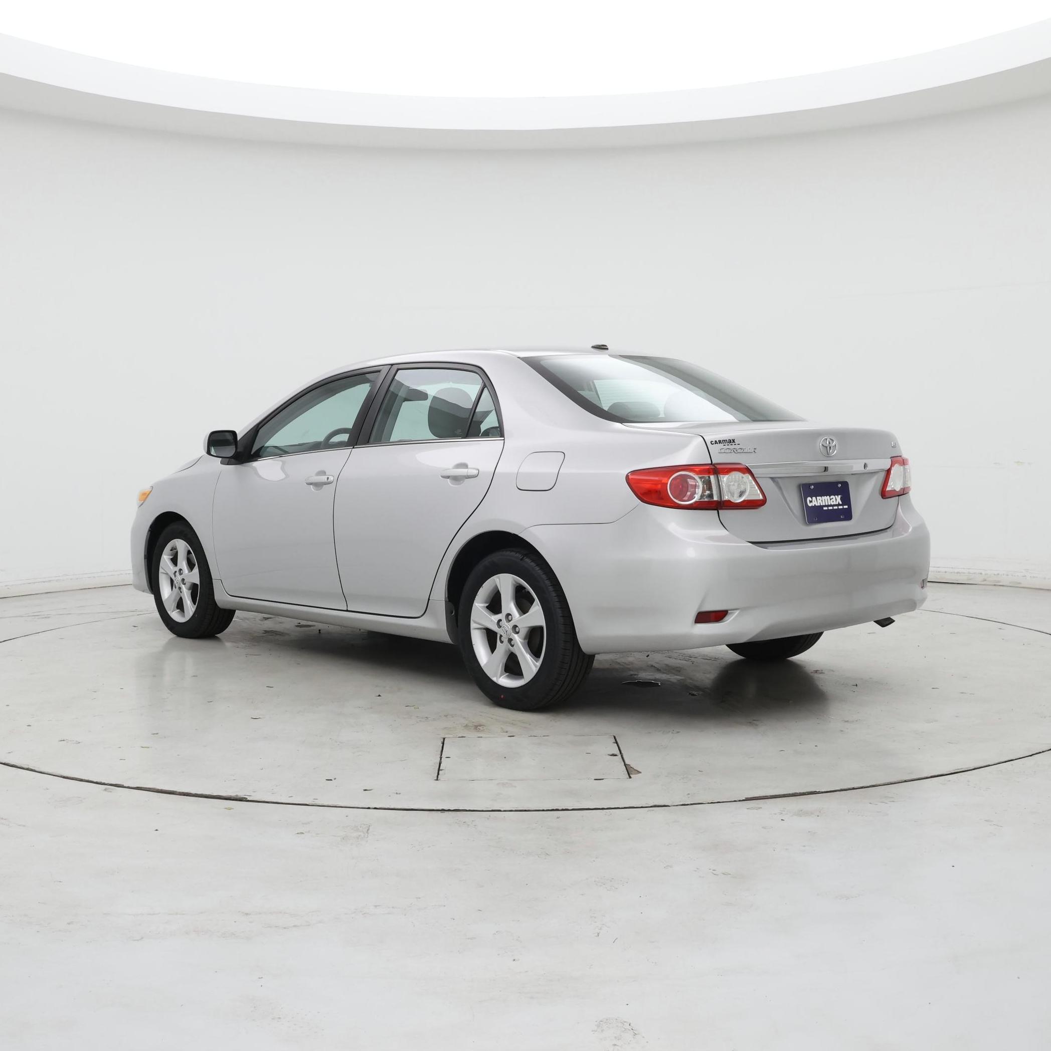 Thumbnail: 2013 Toyota Corolla - 2