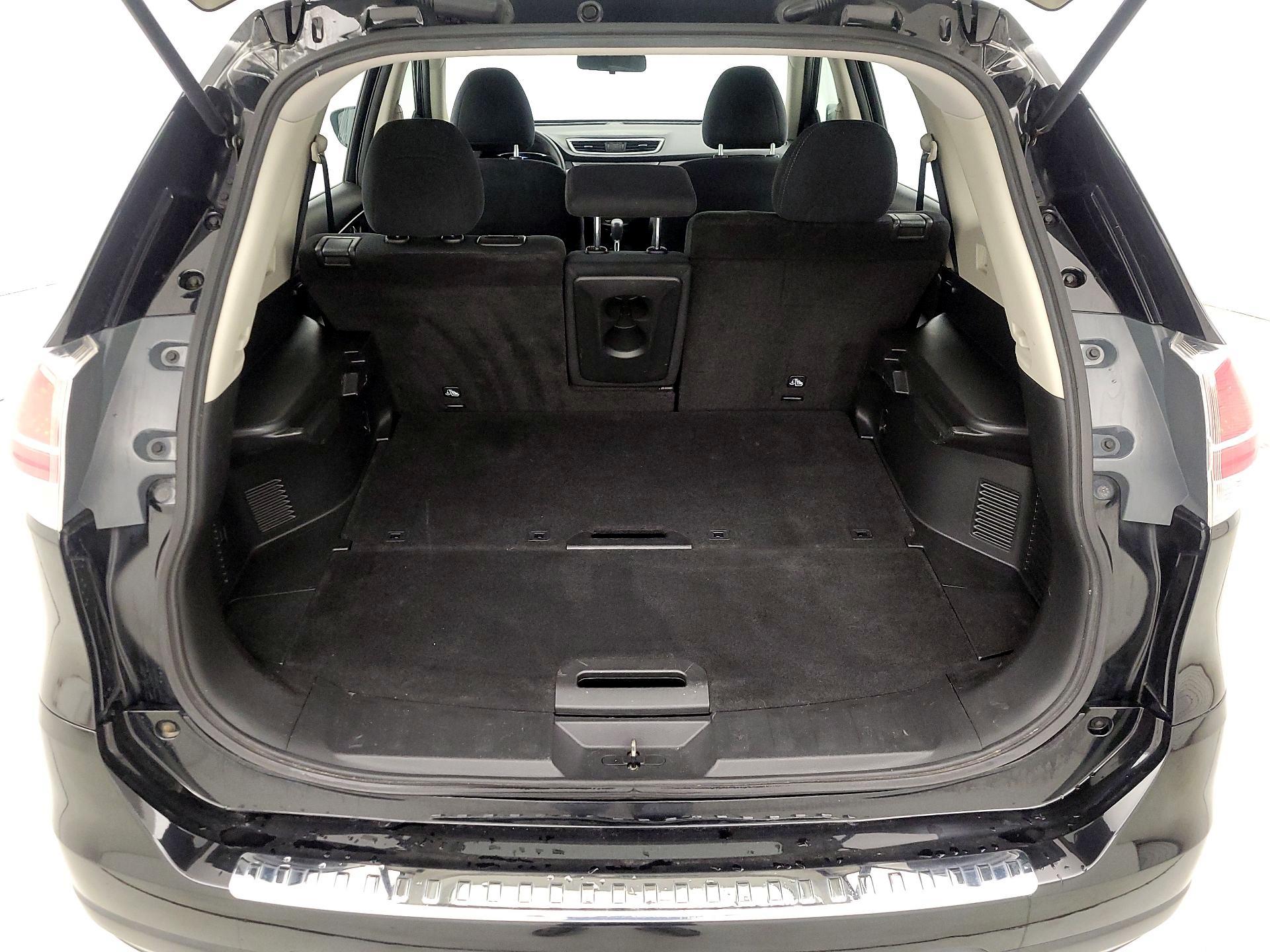 Thumbnail: 2016 Nissan Rogue - 20