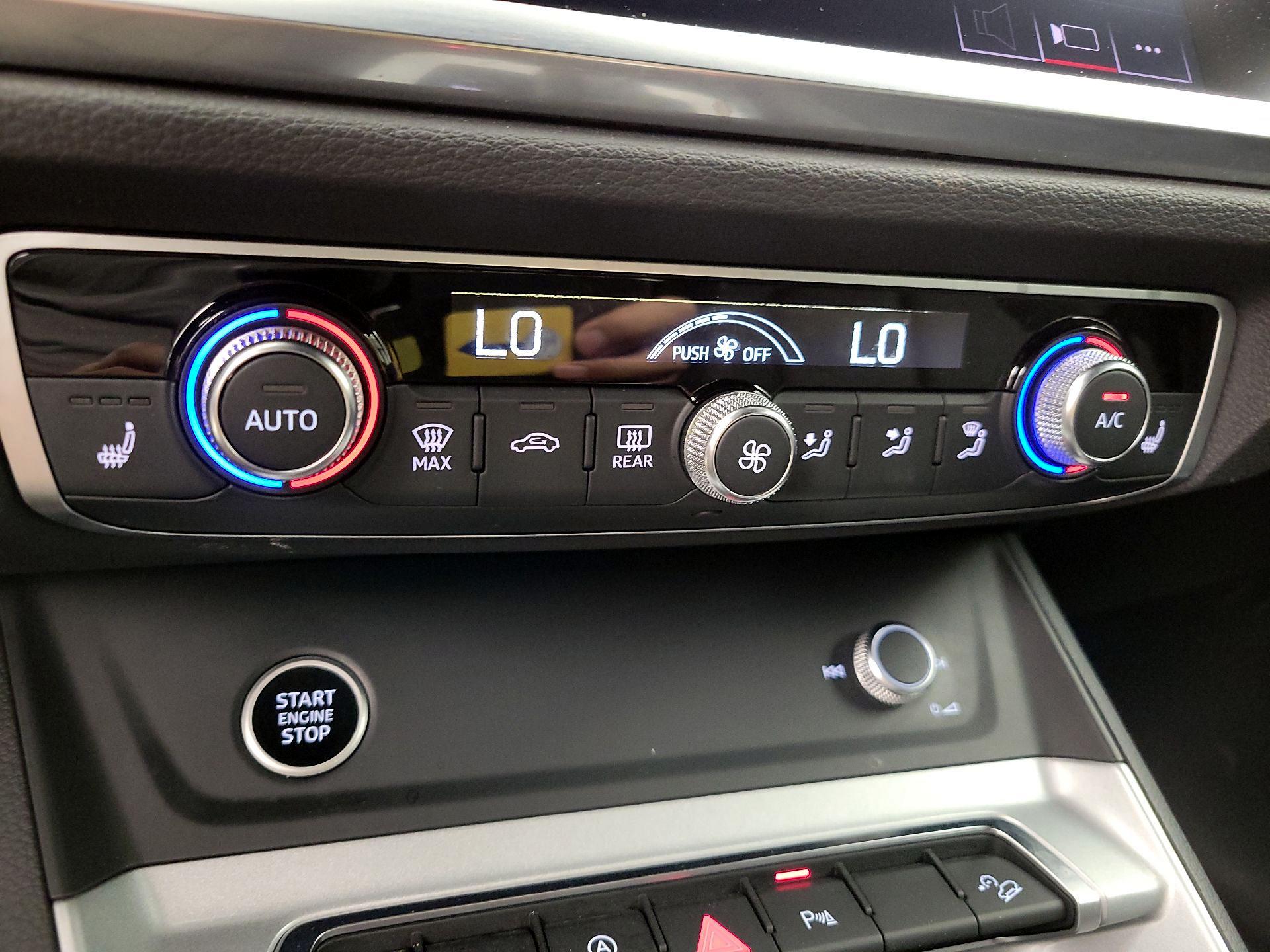 Thumbnail: 2021 Audi Q3 - 16