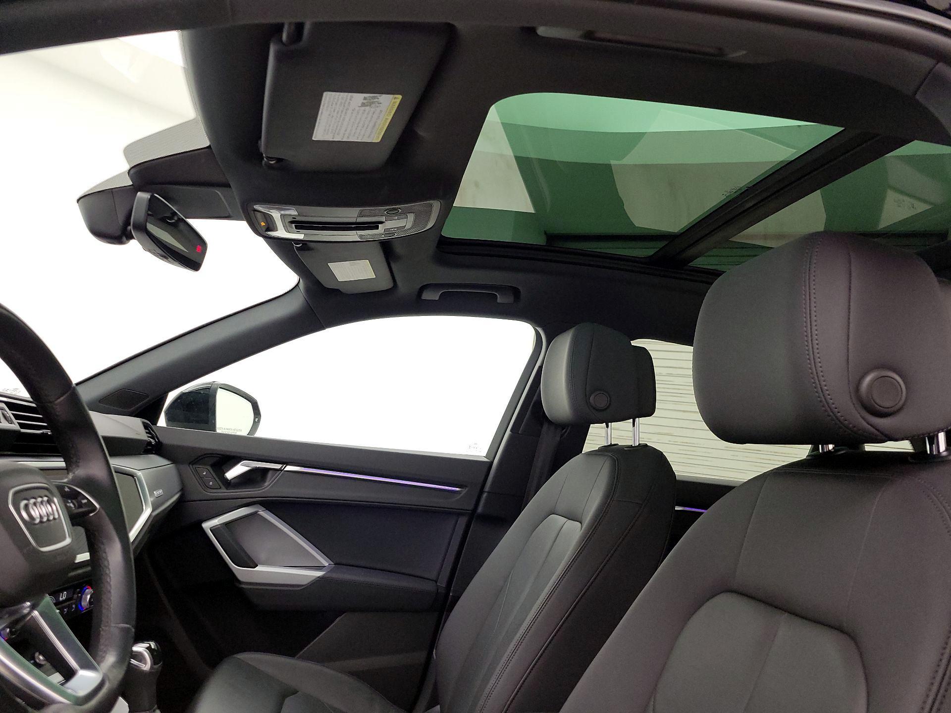 Thumbnail: 2021 Audi Q3 - 19