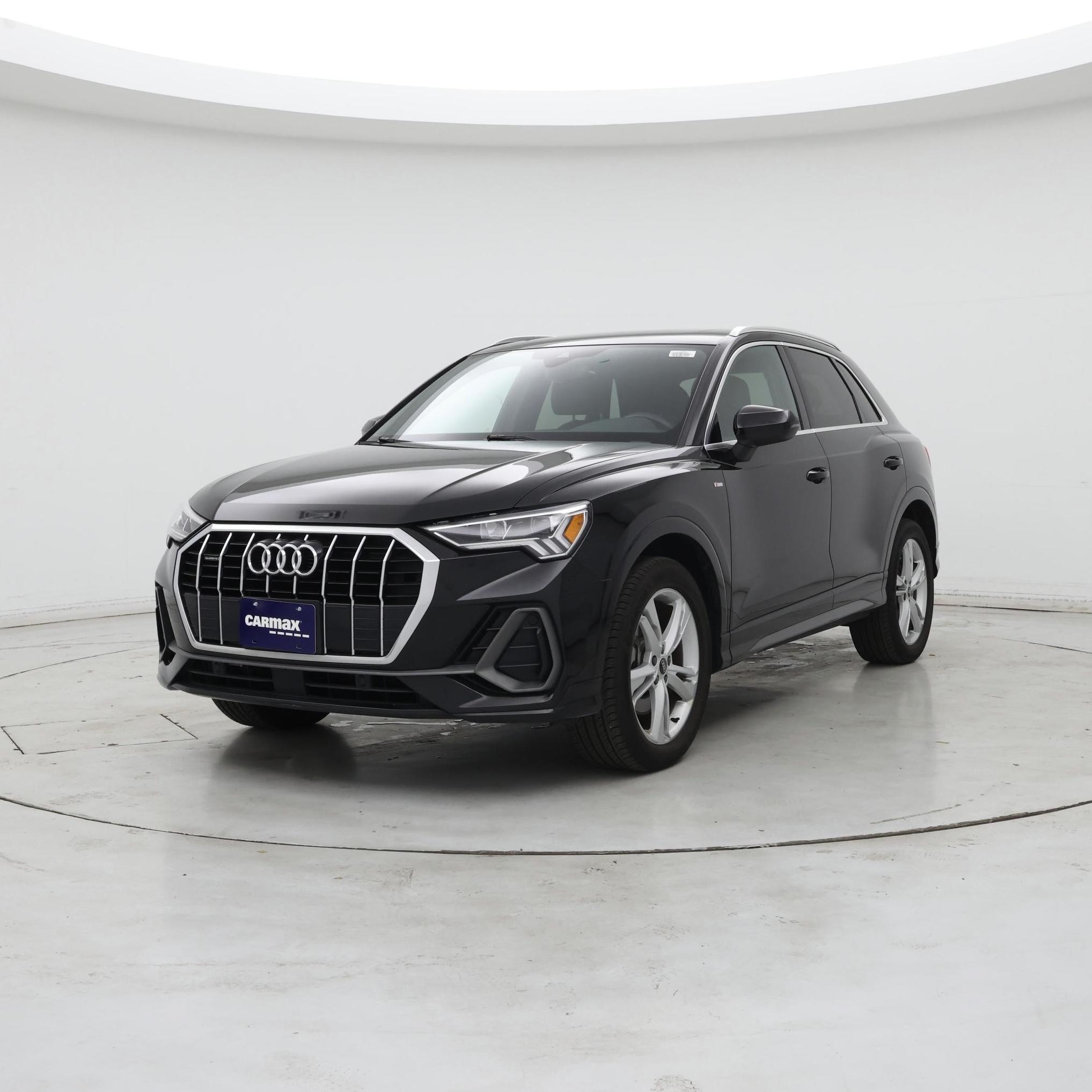 Thumbnail: 2021 Audi Q3 - 4