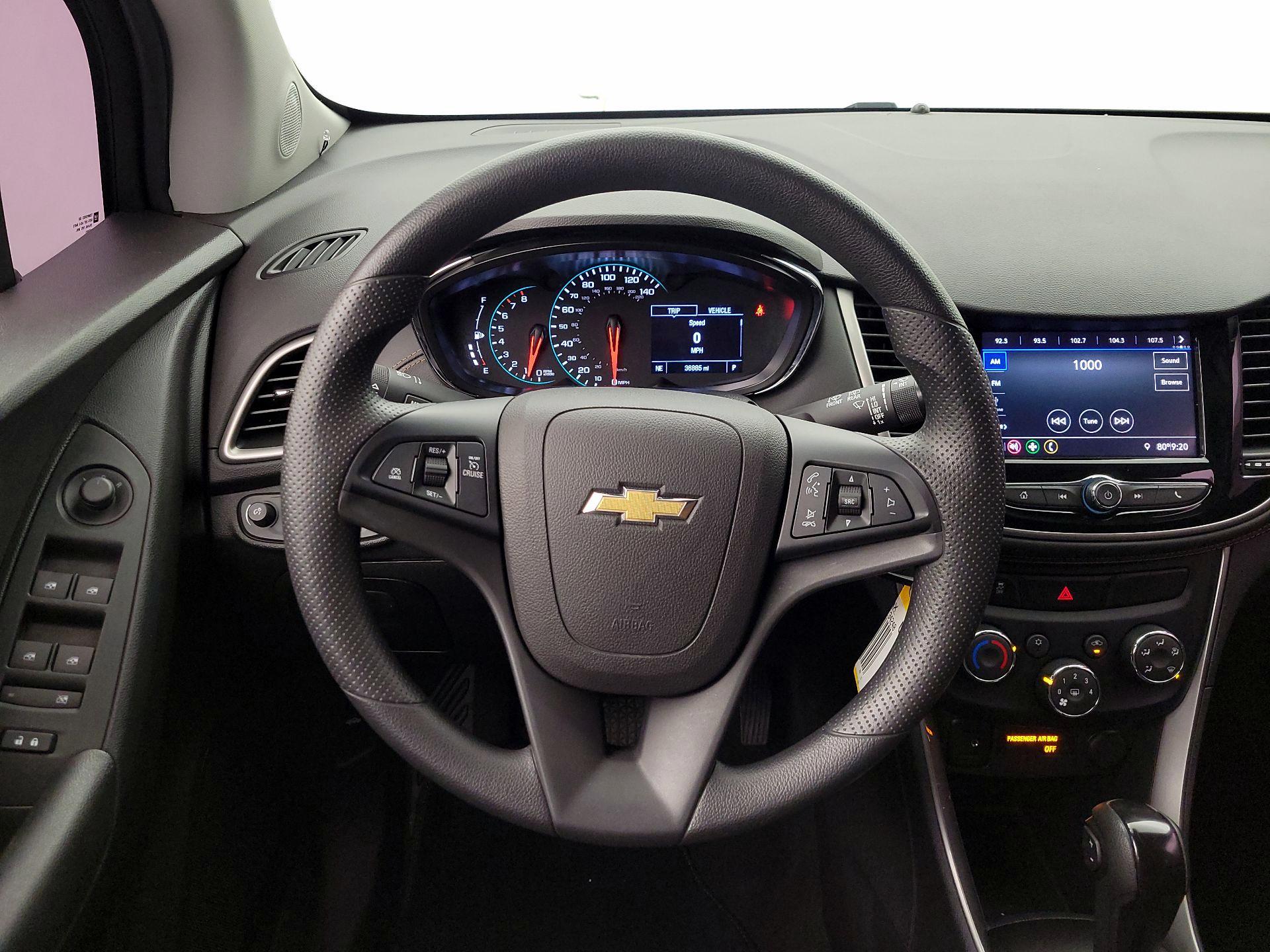Thumbnail: 2020 Chevrolet Trax - 10