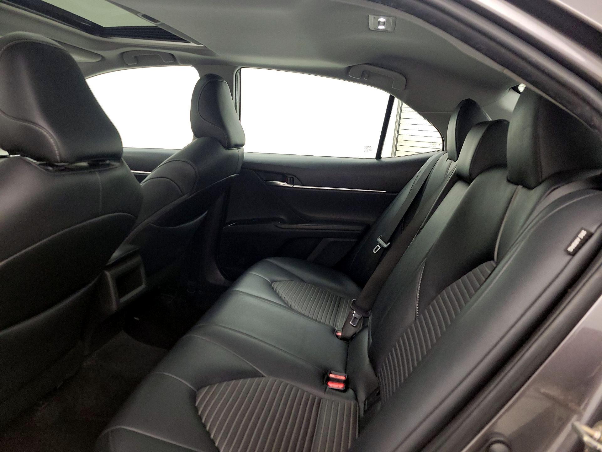Thumbnail: 2019 Toyota Camry - 20