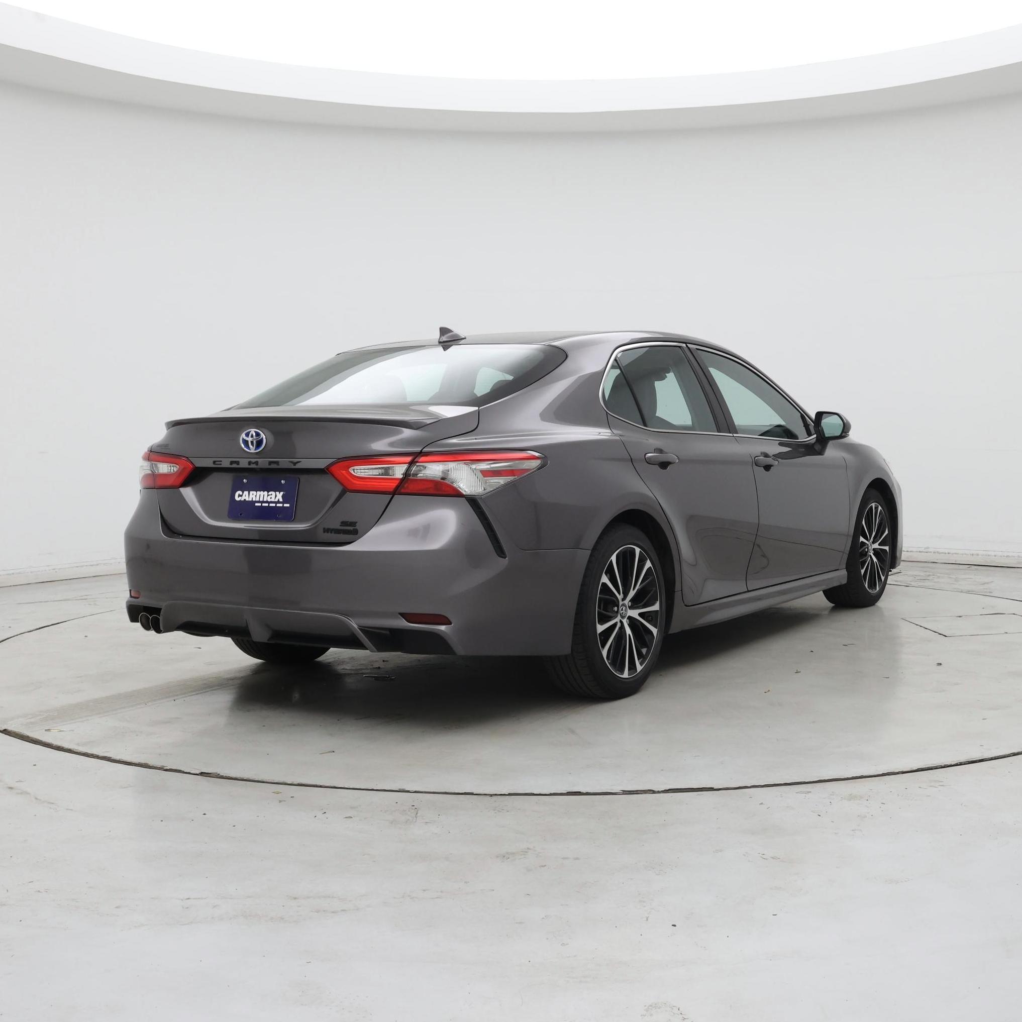 Thumbnail: 2019 Toyota Camry - 8