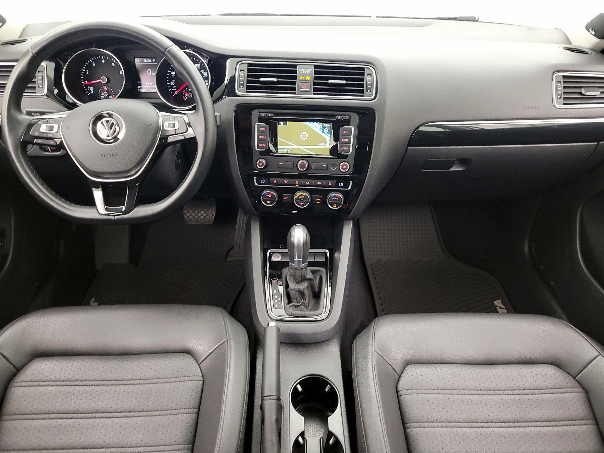 Thumbnail: 2015 Volkswagen Jetta - 9
