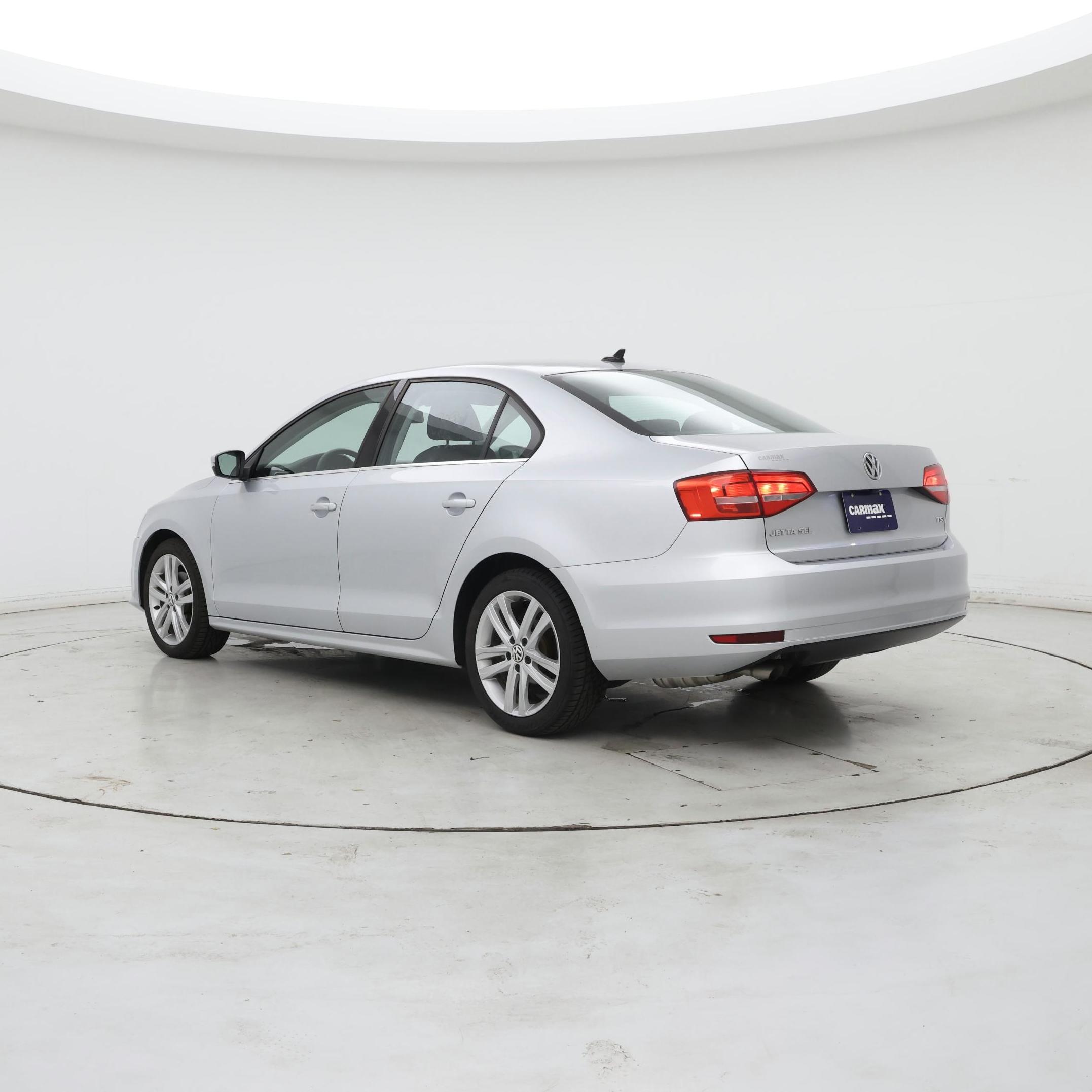 Thumbnail: 2015 Volkswagen Jetta - 2