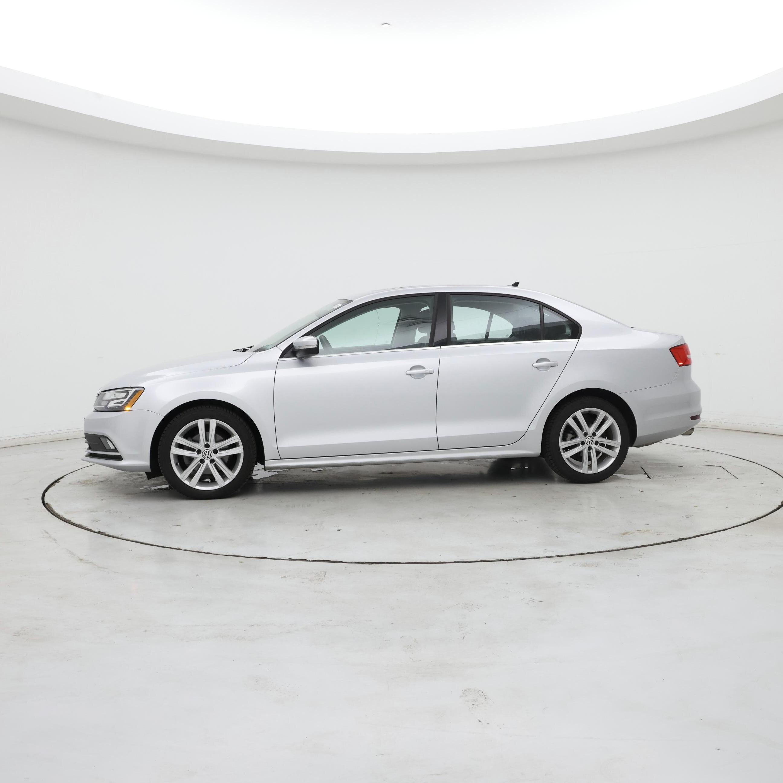 Thumbnail: 2015 Volkswagen Jetta - 3