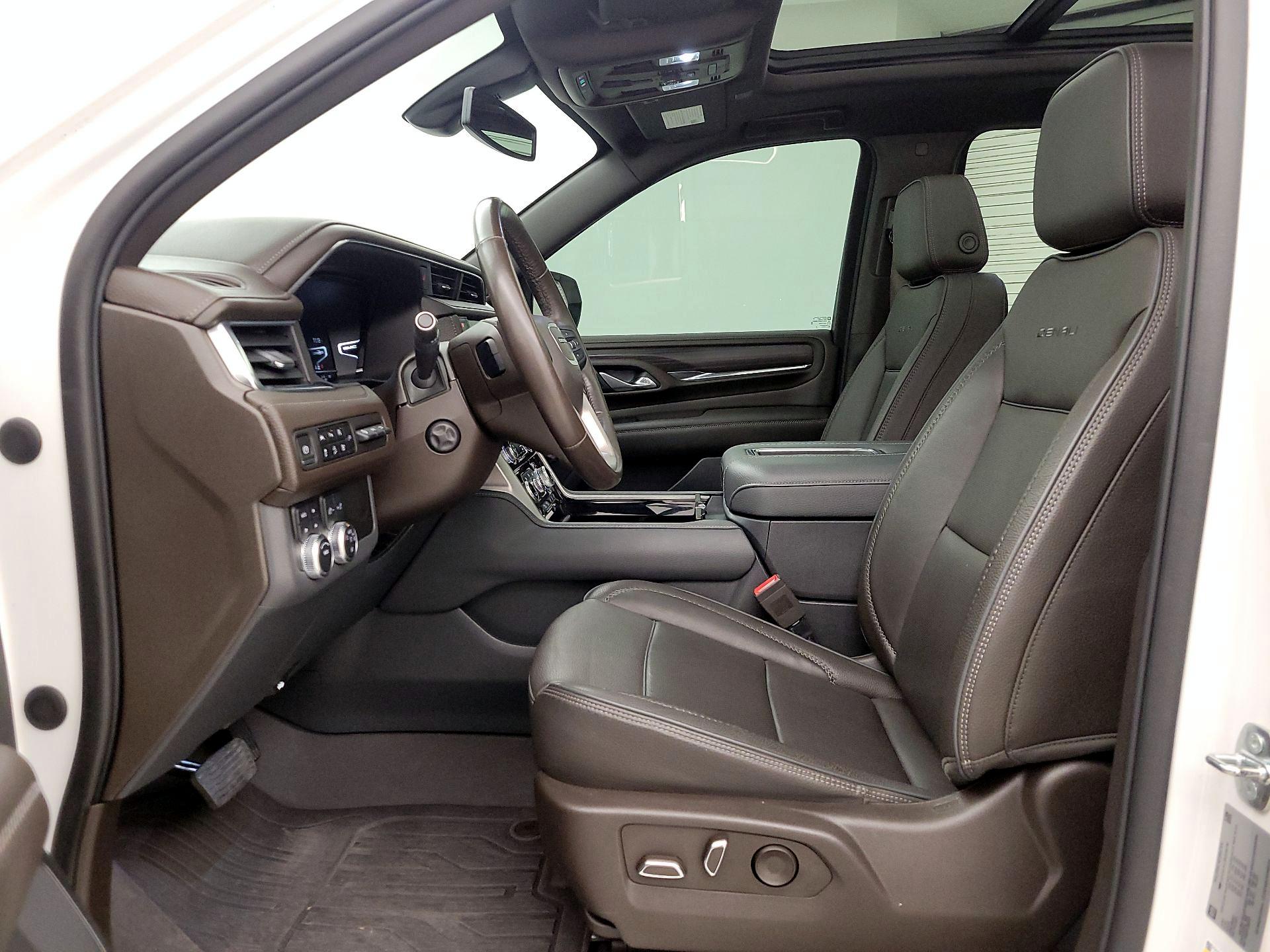 Thumbnail: 2022 GMC Yukon XL - 11