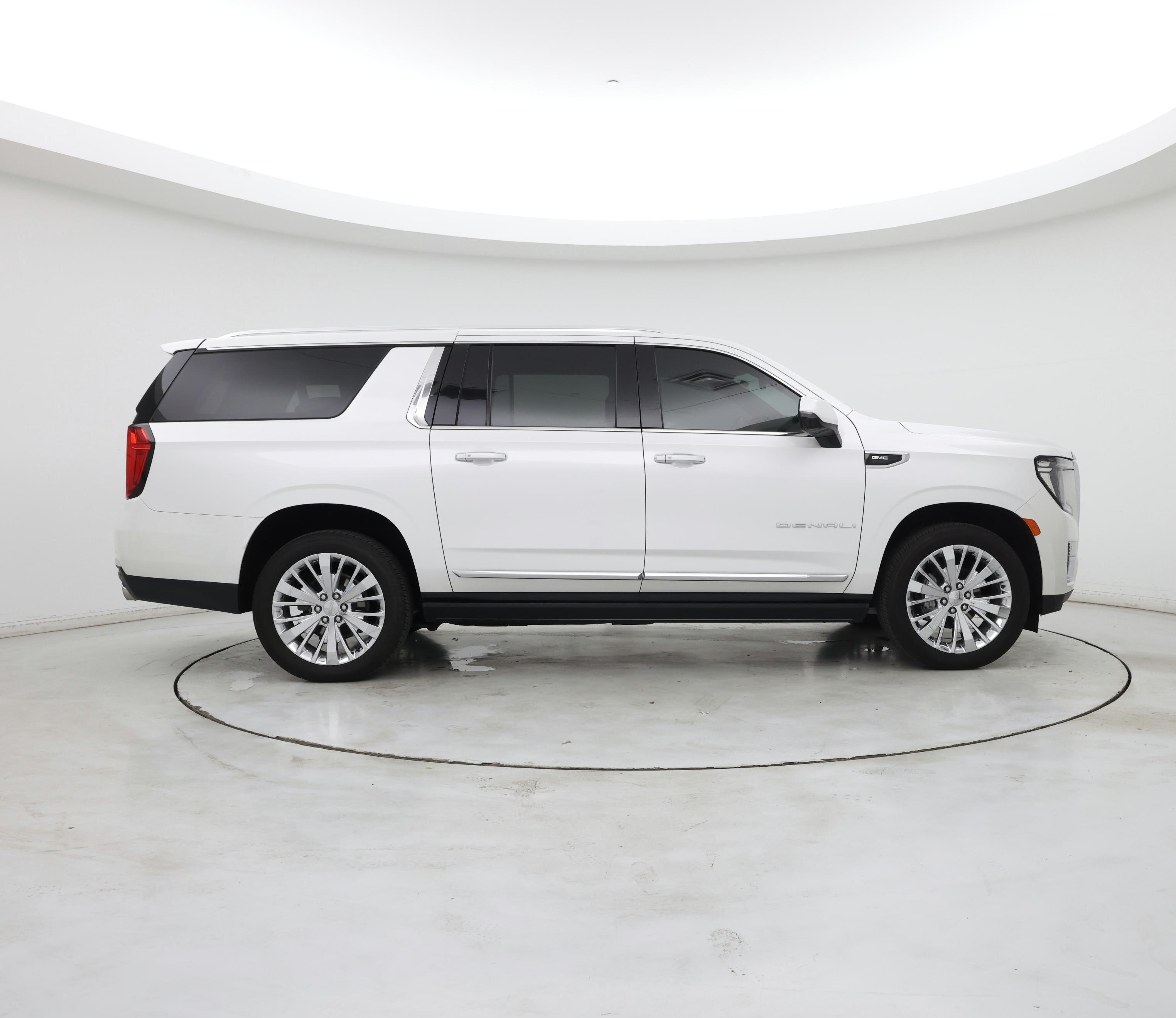 Thumbnail: 2022 GMC Yukon XL - 7