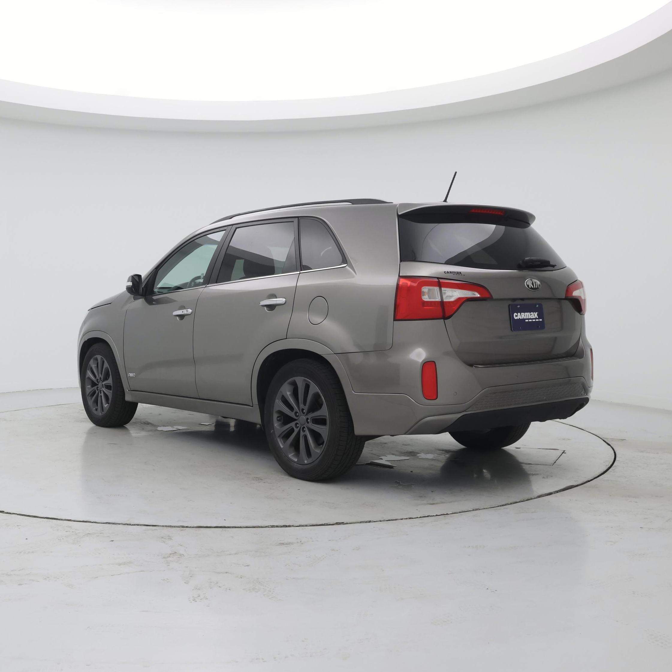 Thumbnail: 2014 Kia Sorento - 2