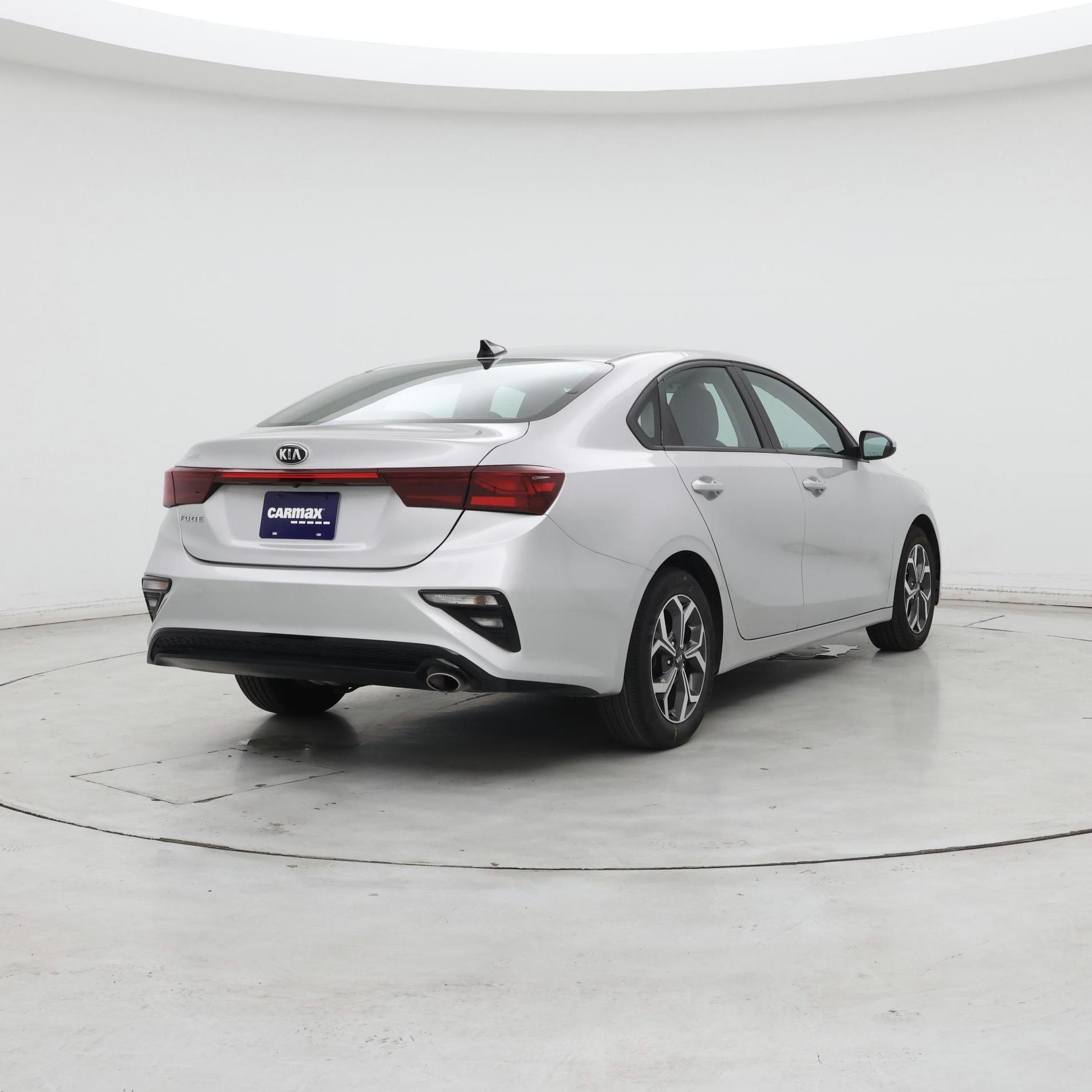 Thumbnail: 2021 Kia Forte - 8