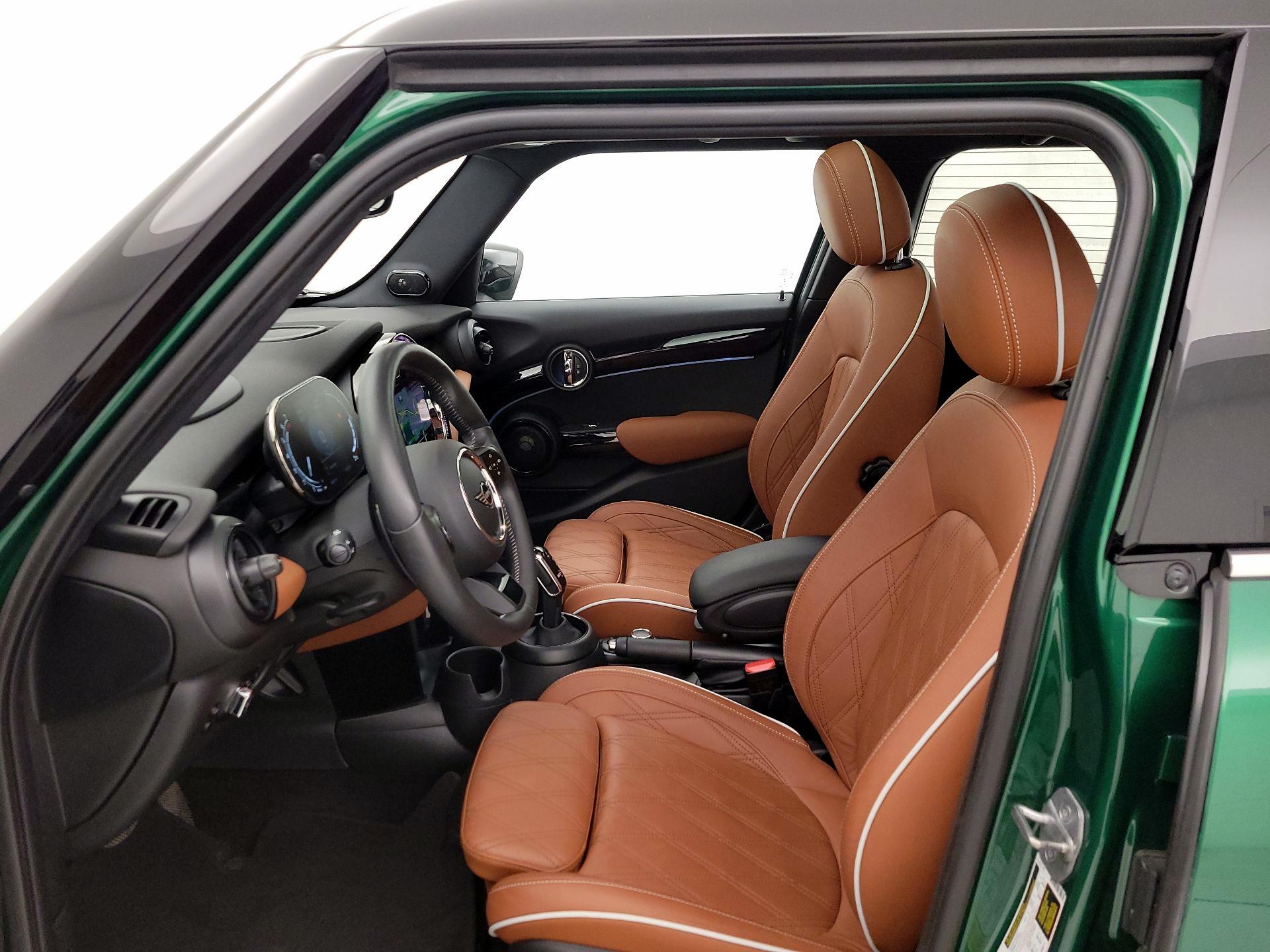 Thumbnail: 2022 MINI Cooper Hardtop - 11