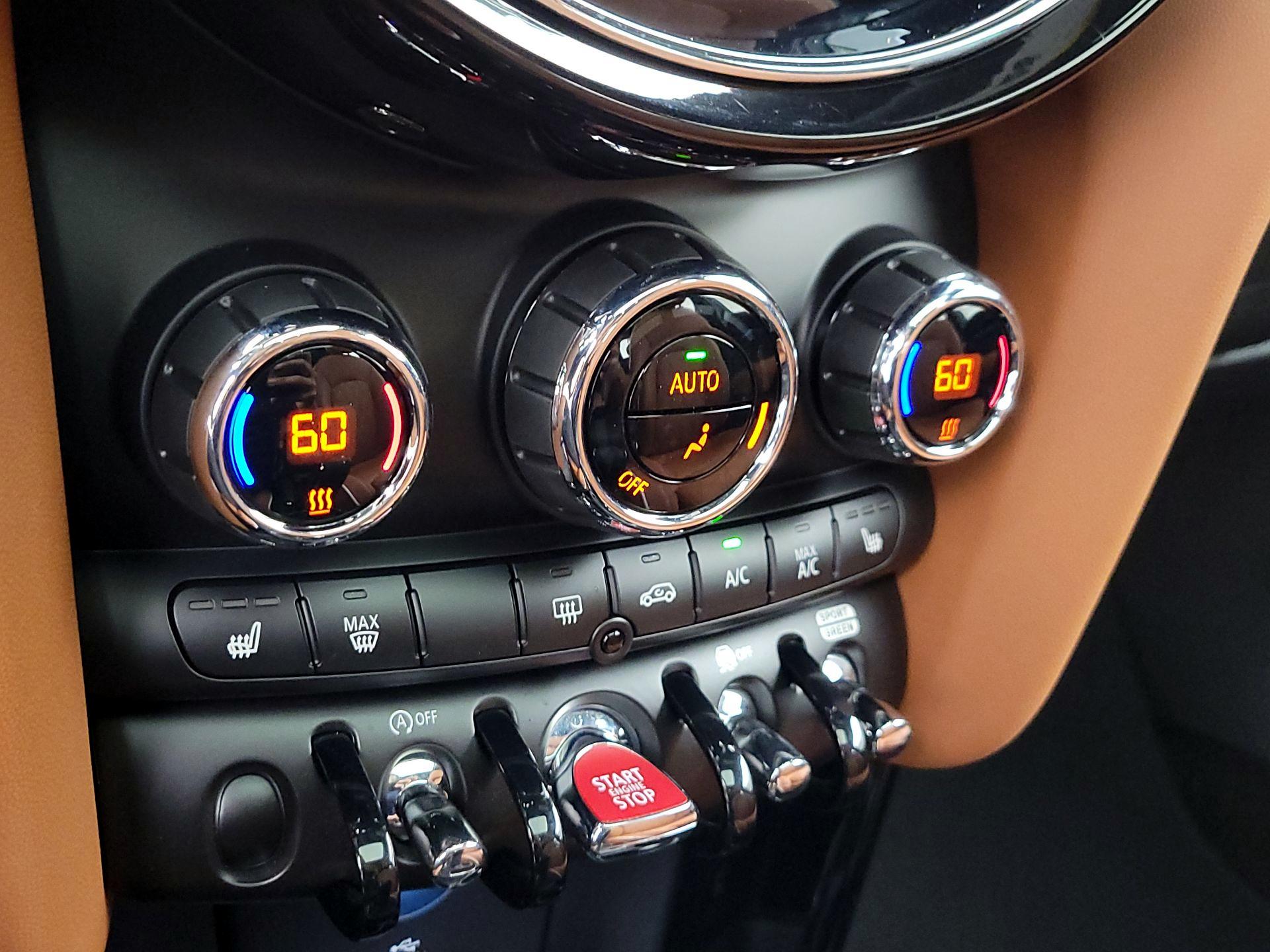 Thumbnail: 2022 MINI Cooper Hardtop - 17