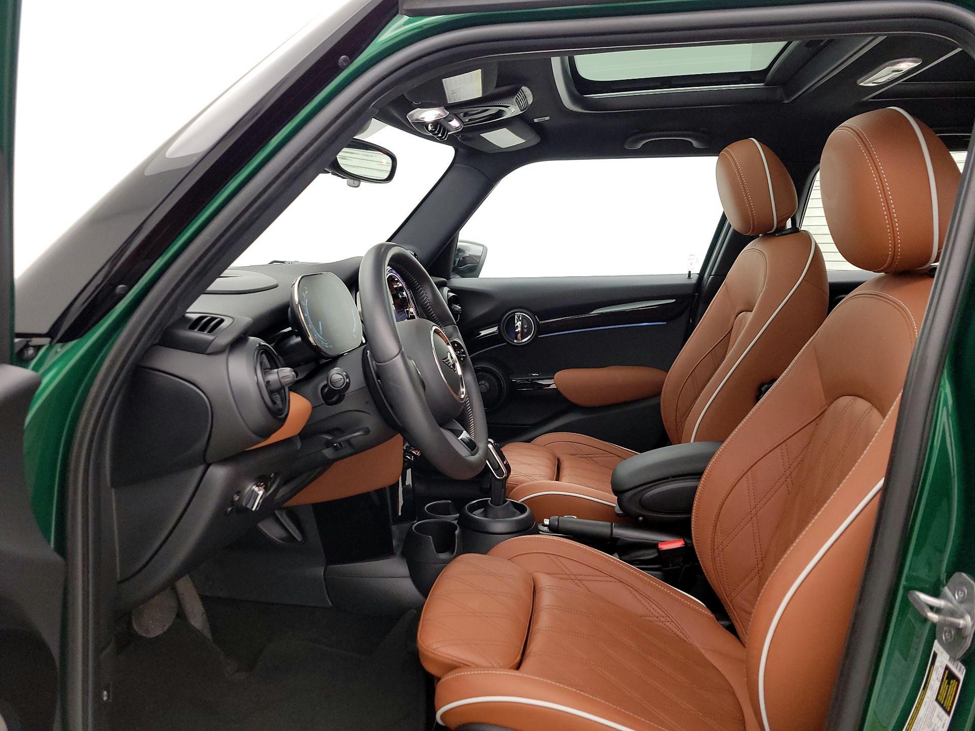Thumbnail: 2022 MINI Cooper Hardtop - 20