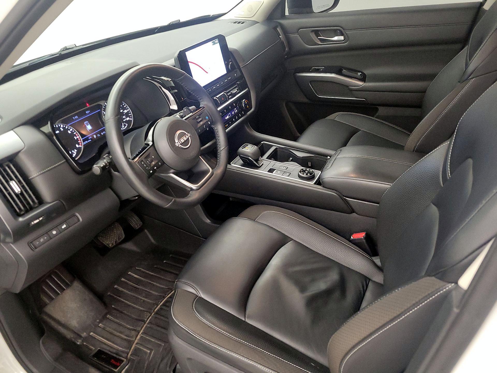 Thumbnail: 2023 Nissan Pathfinder - 11