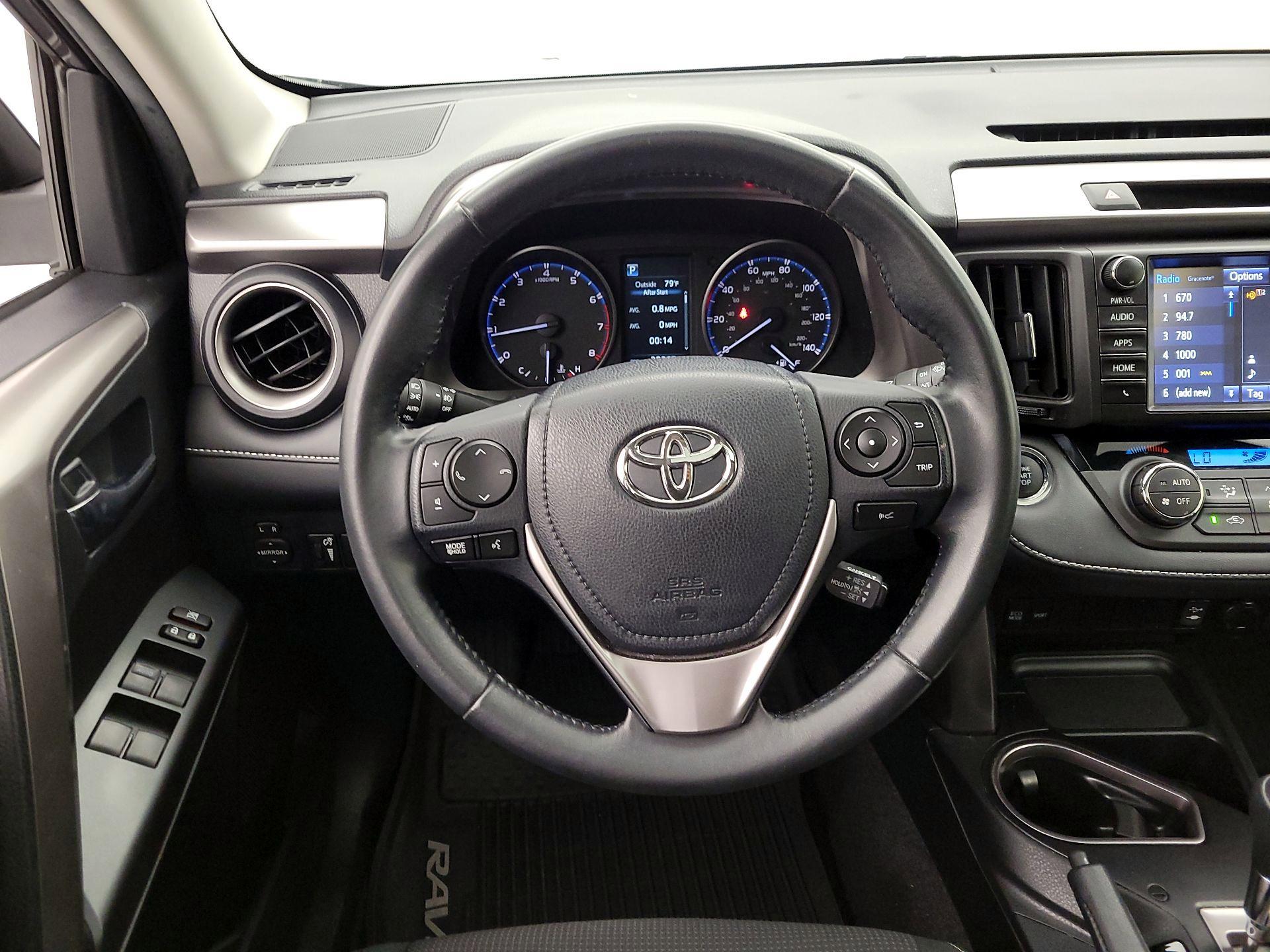 Thumbnail: 2017 Toyota RAV4 - 10