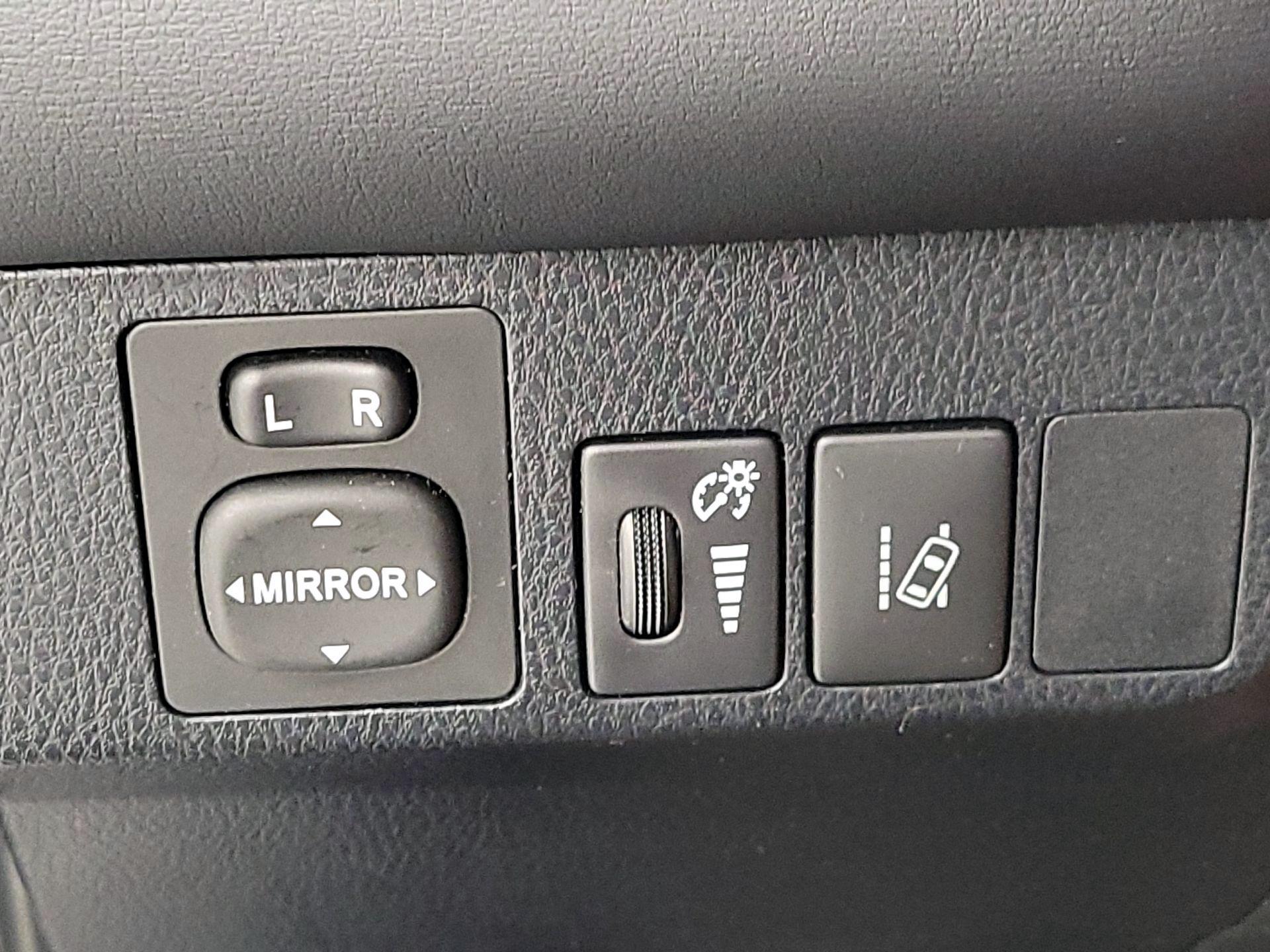 Thumbnail: 2017 Toyota RAV4 - 13