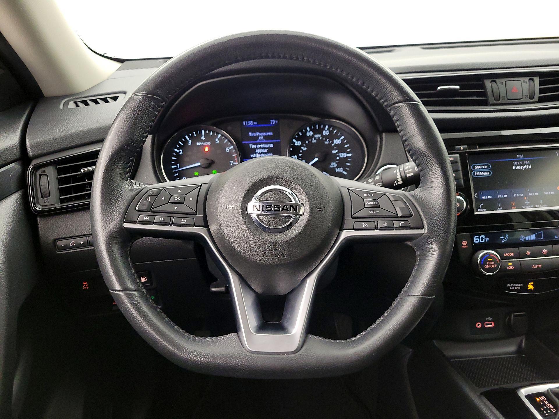 Thumbnail: 2018 Nissan Rogue - 10