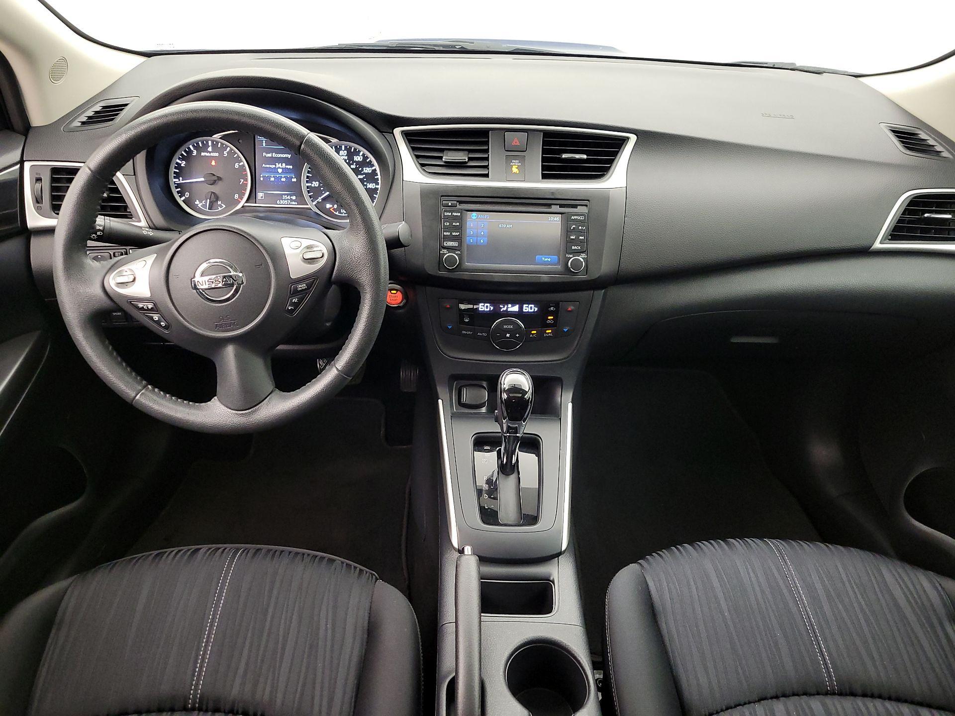Thumbnail: 2018 Nissan Sentra - 9