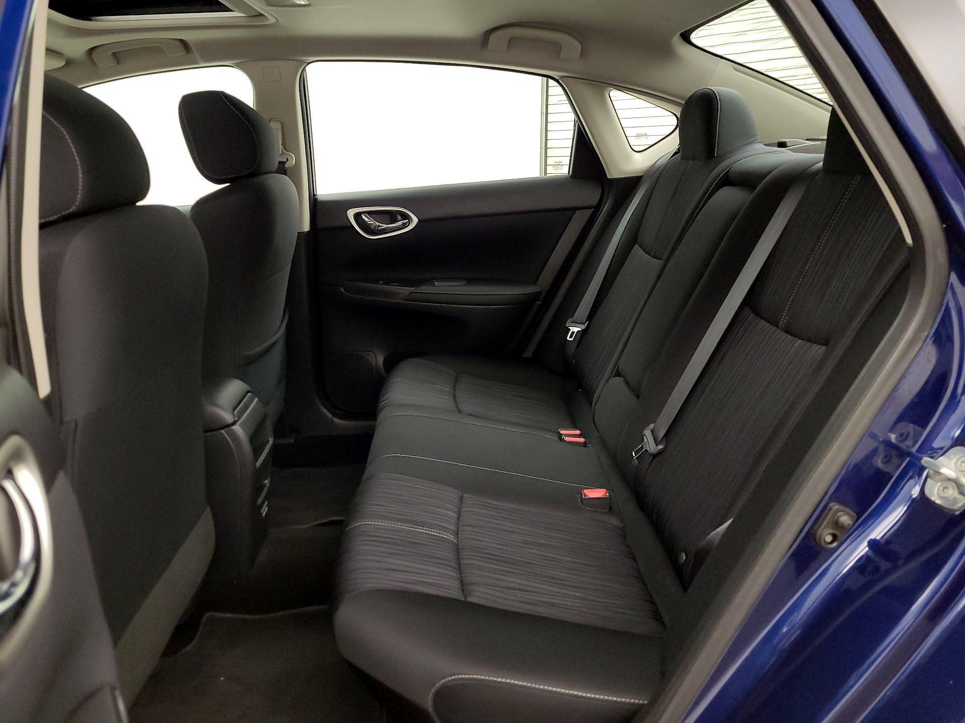 Thumbnail: 2018 Nissan Sentra - 20