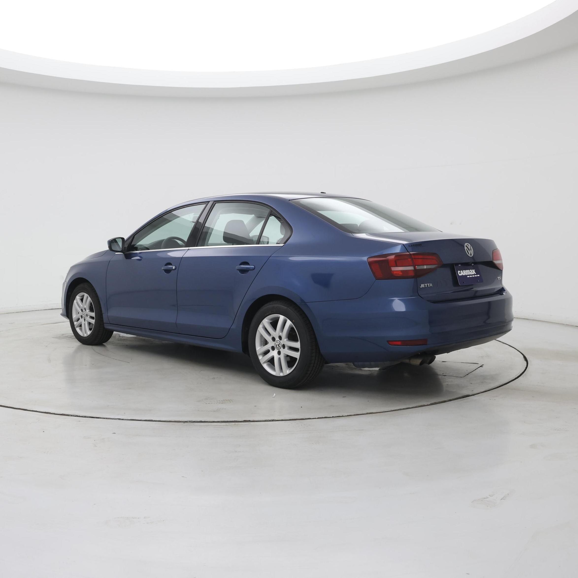 Thumbnail: 2017 Volkswagen Jetta - 2