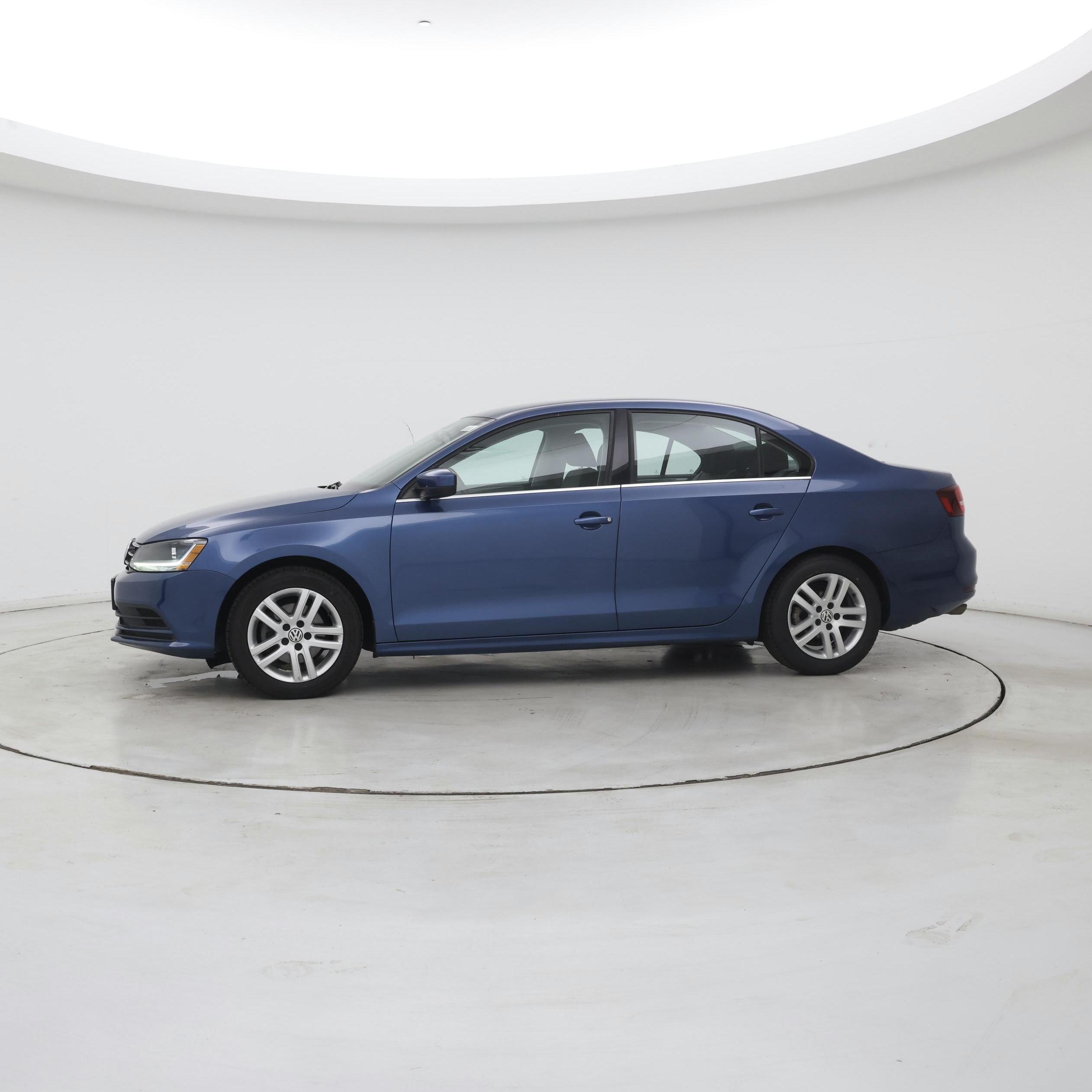 Thumbnail: 2017 Volkswagen Jetta - 3