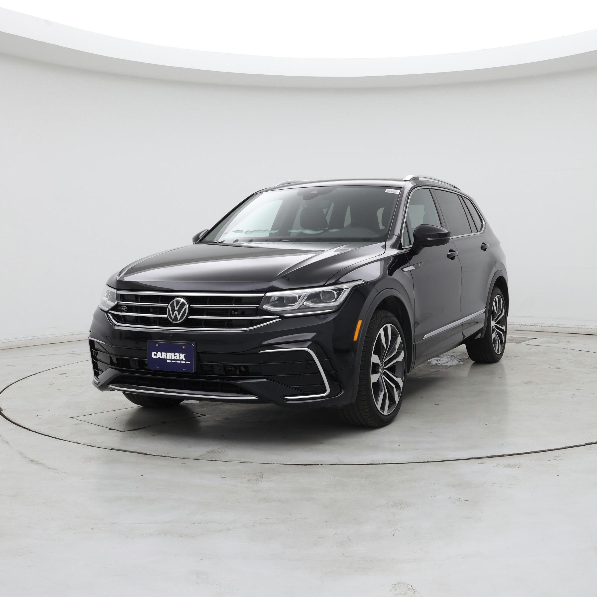 Thumbnail: 2022 Volkswagen Tiguan - 4