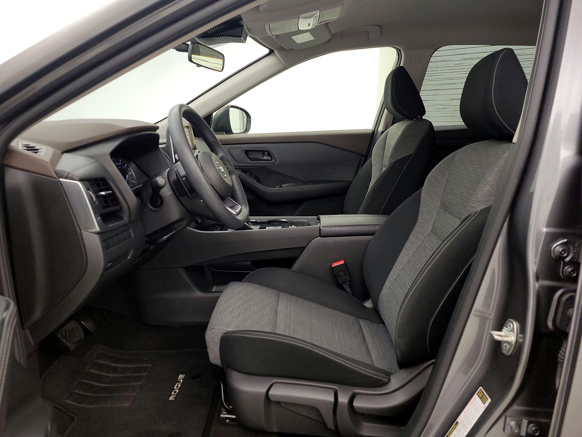Thumbnail: 2021 Nissan Rogue - 11