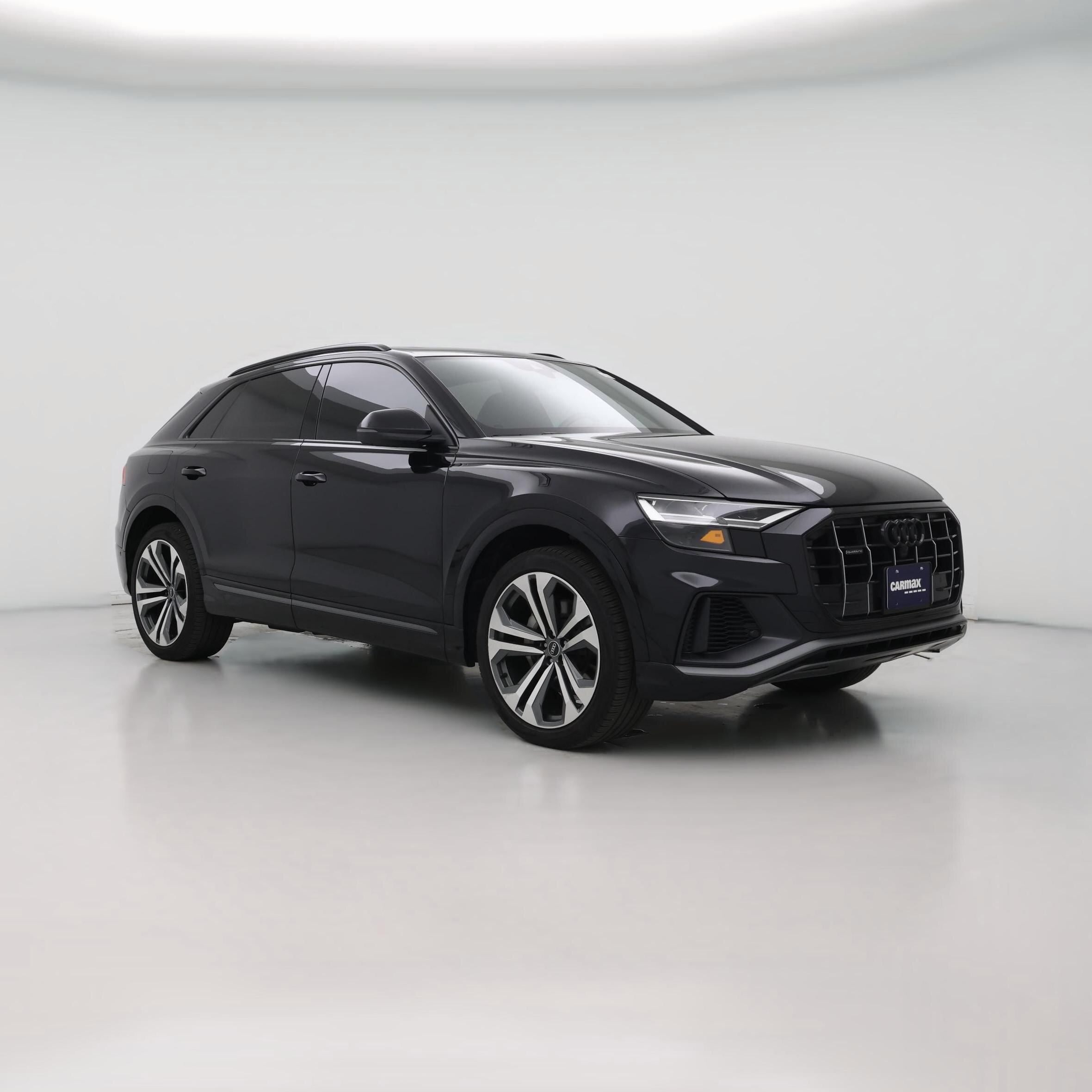 Thumbnail: 2021 Audi Q8 - 1
