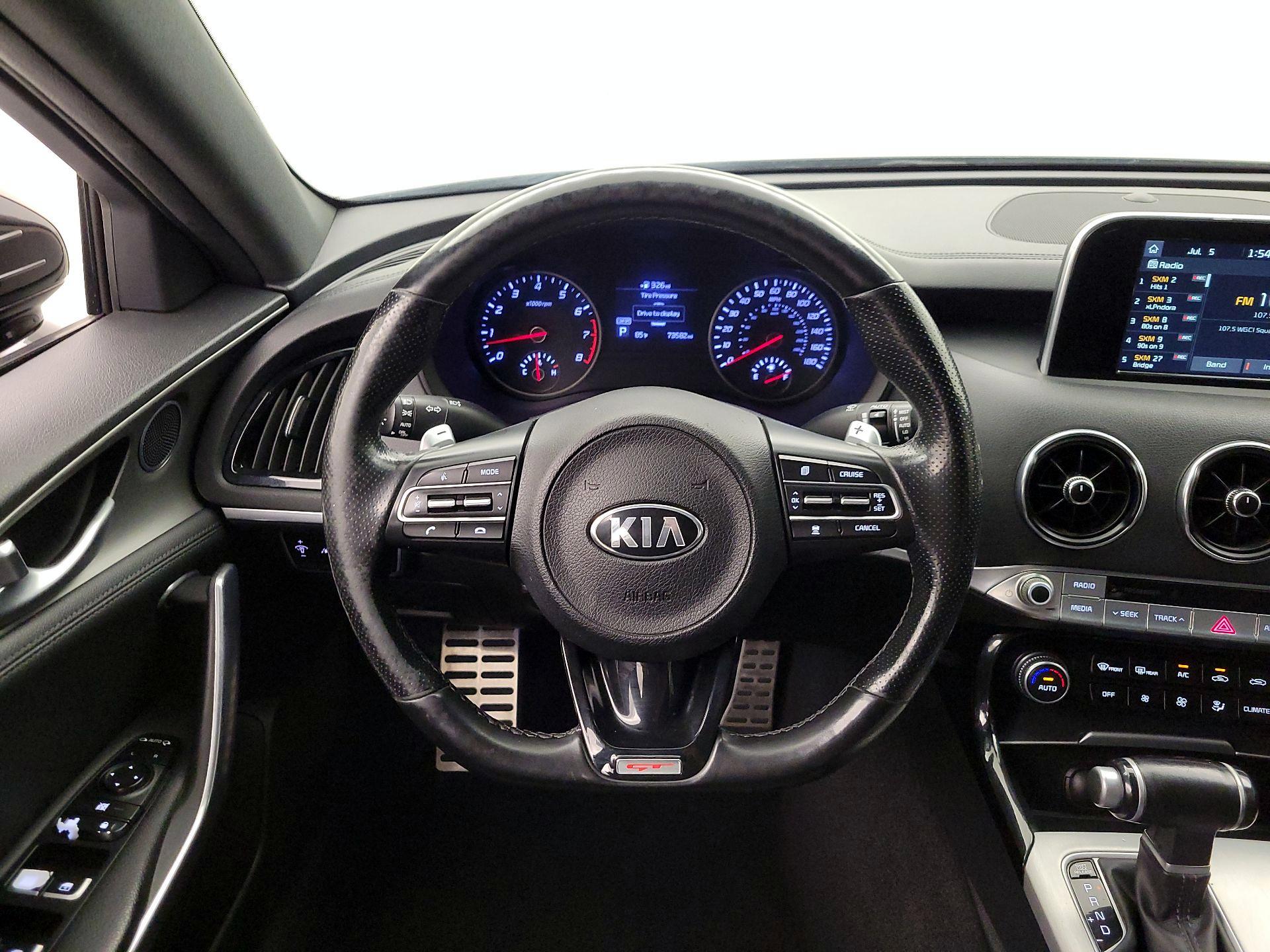 Thumbnail: 2018 Kia Stinger - 10