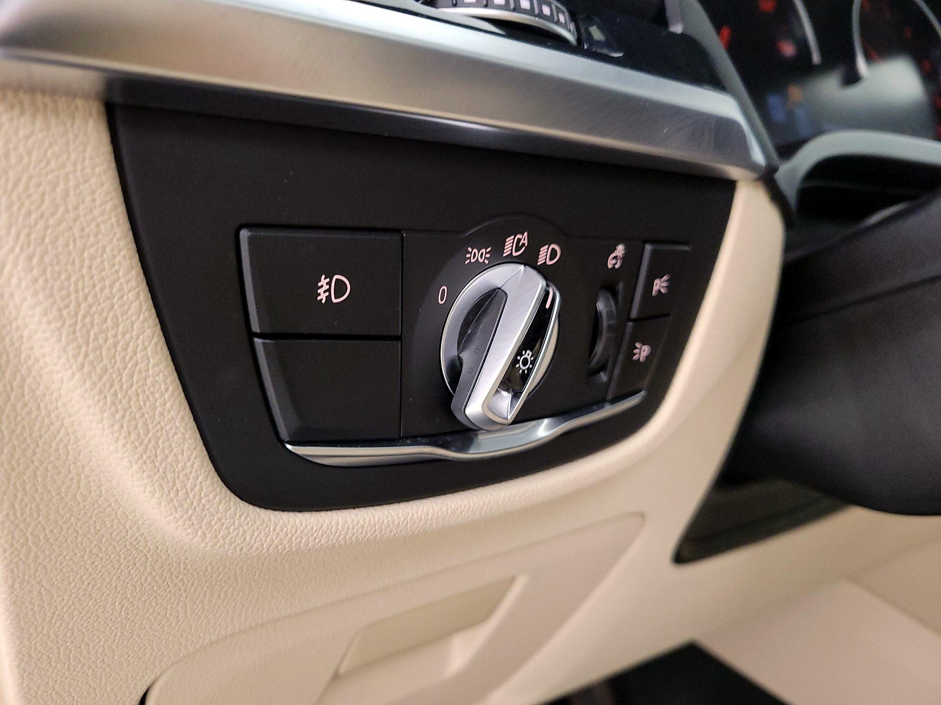 Thumbnail: 2020 BMW X3 - 13