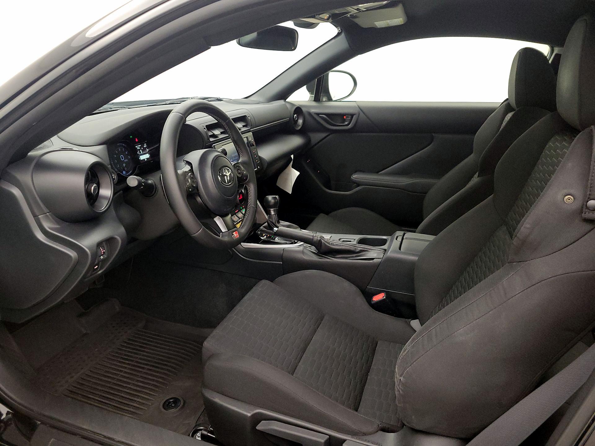 Thumbnail: 2022 Toyota GR86 - 11