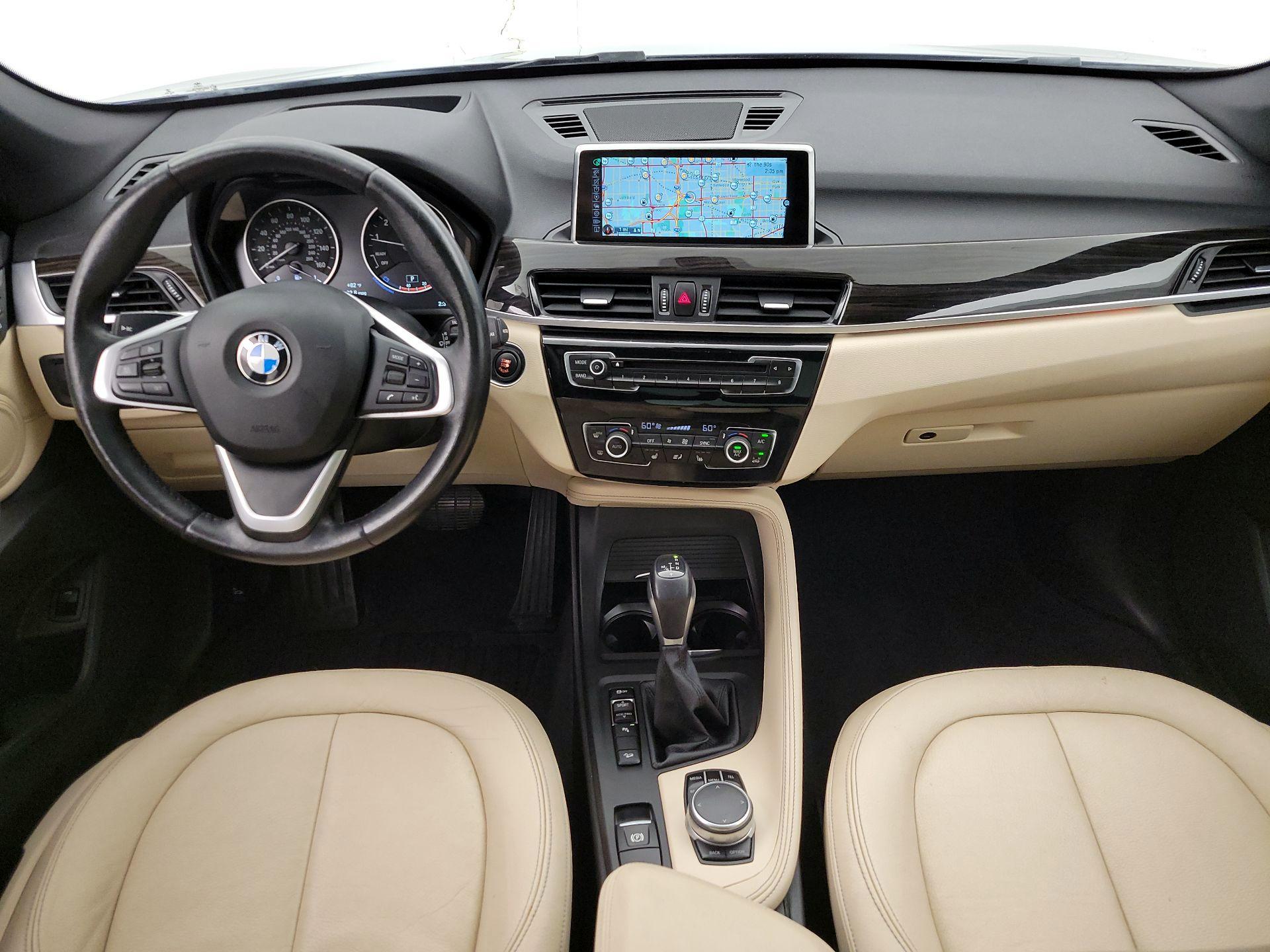 Thumbnail: 2017 BMW X1 - 9