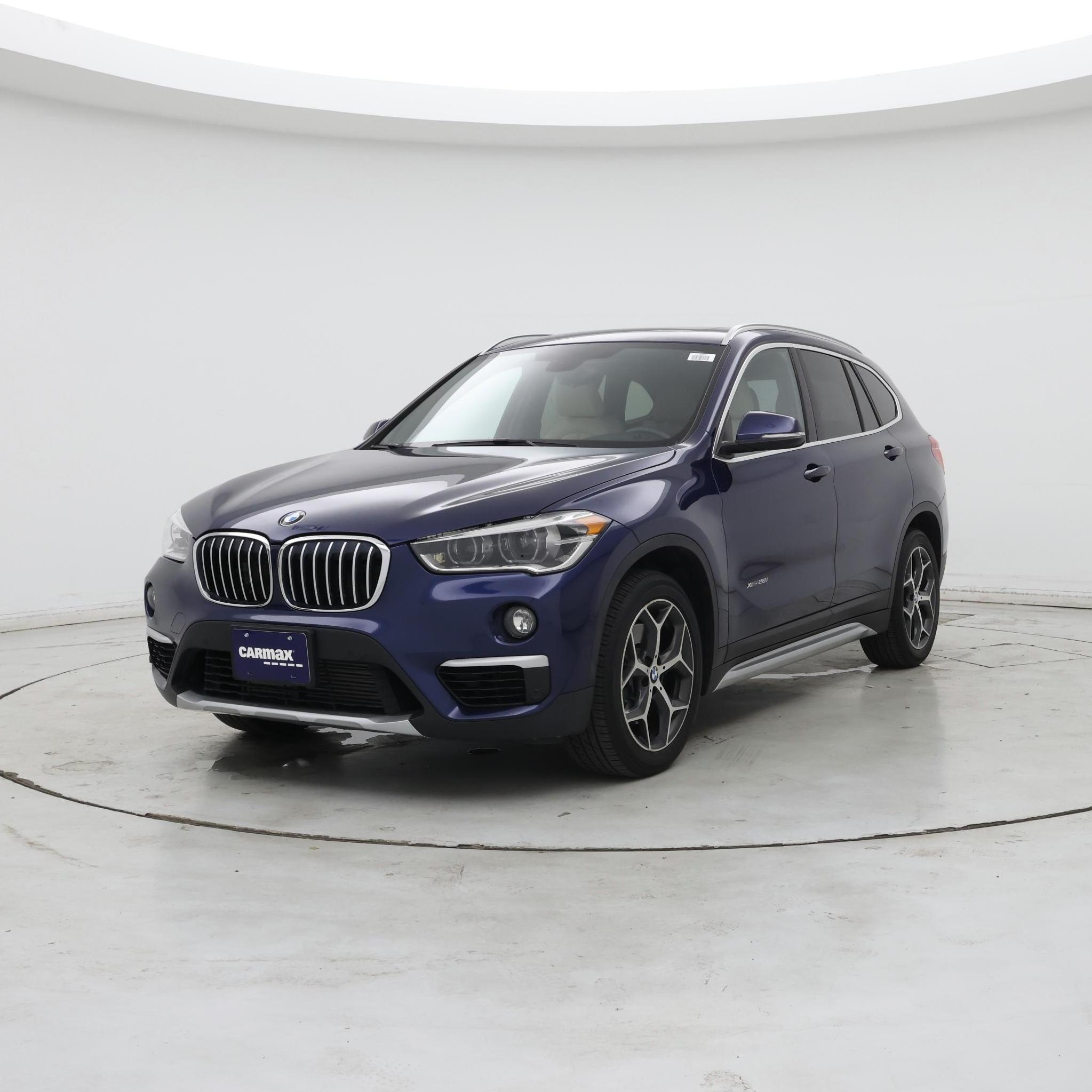 Thumbnail: 2017 BMW X1 - 4