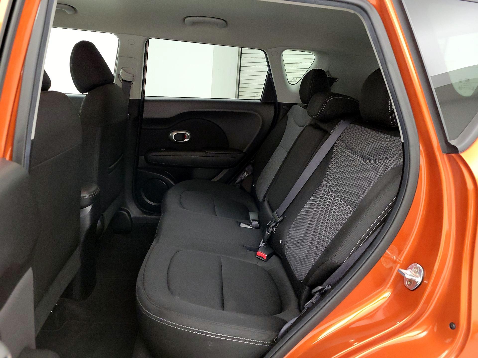 Thumbnail: 2018 Kia Soul - 19