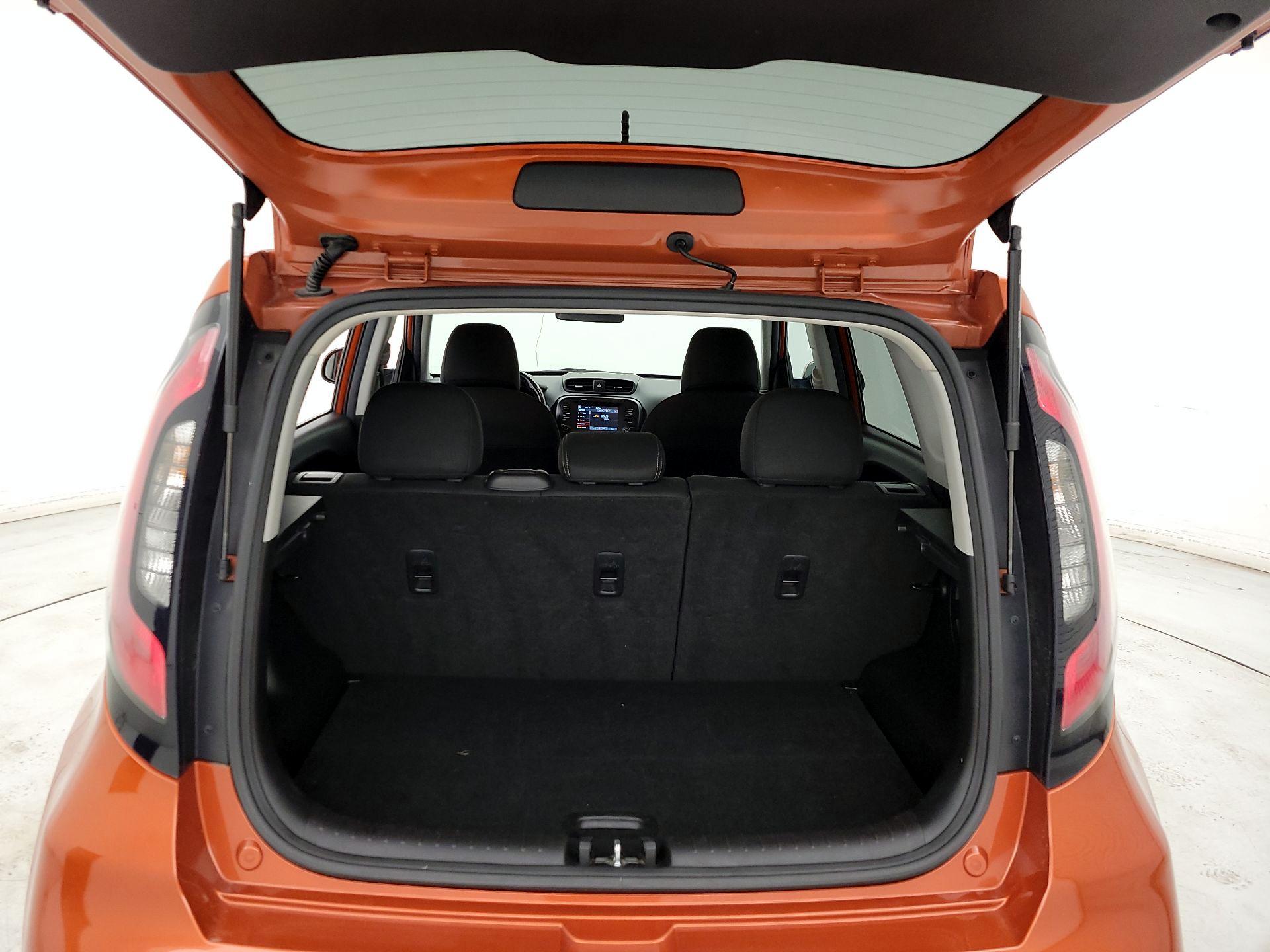 Thumbnail: 2018 Kia Soul - 20