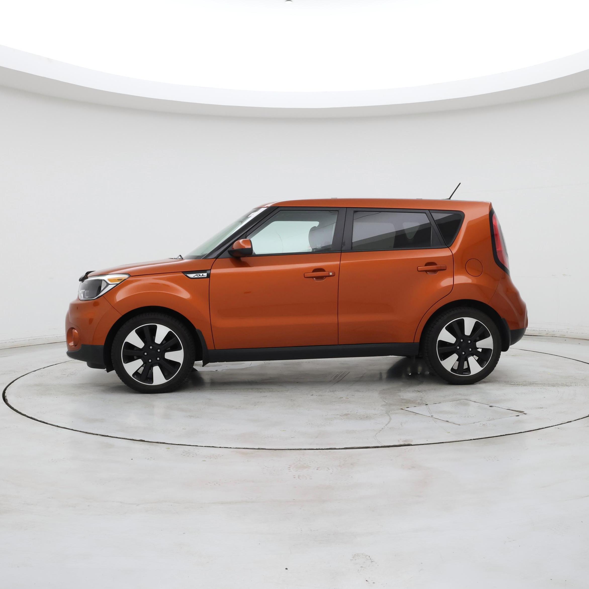 Thumbnail: 2018 Kia Soul - 3