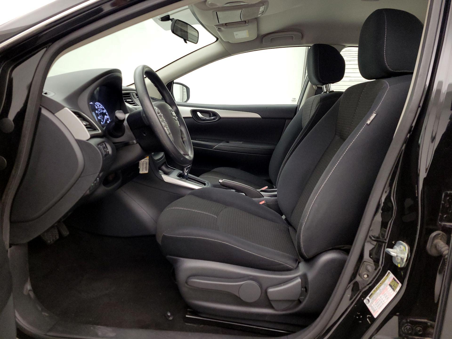Thumbnail: 2017 Nissan Sentra - 11