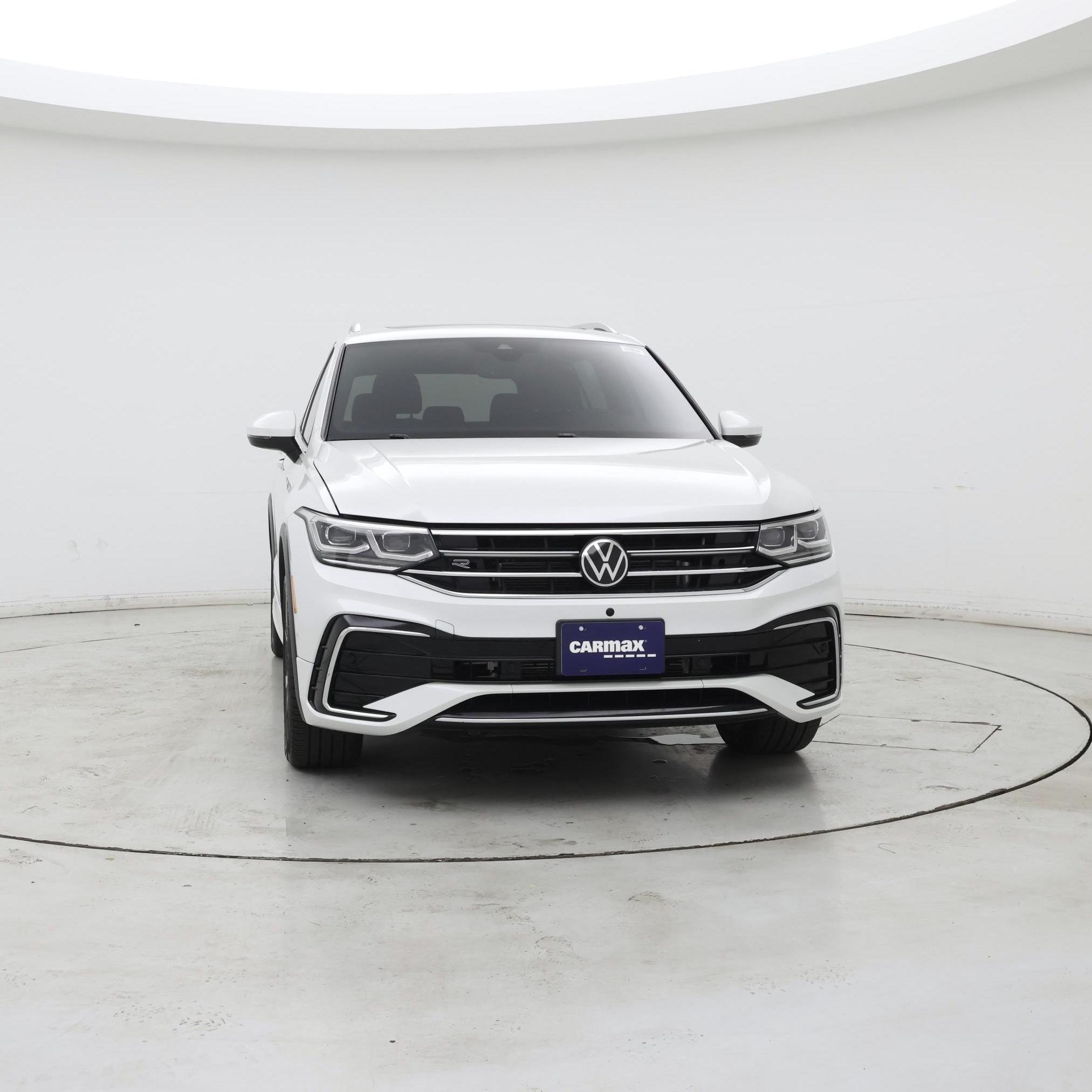 Thumbnail: 2023 Volkswagen Tiguan - 5